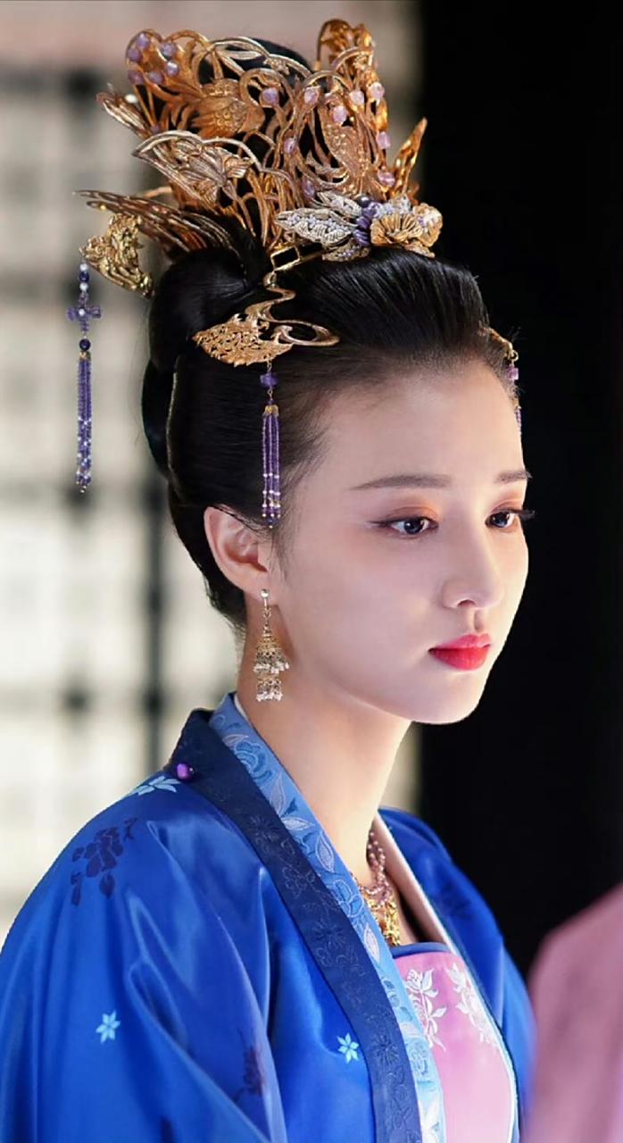 王楚然古装造型极美