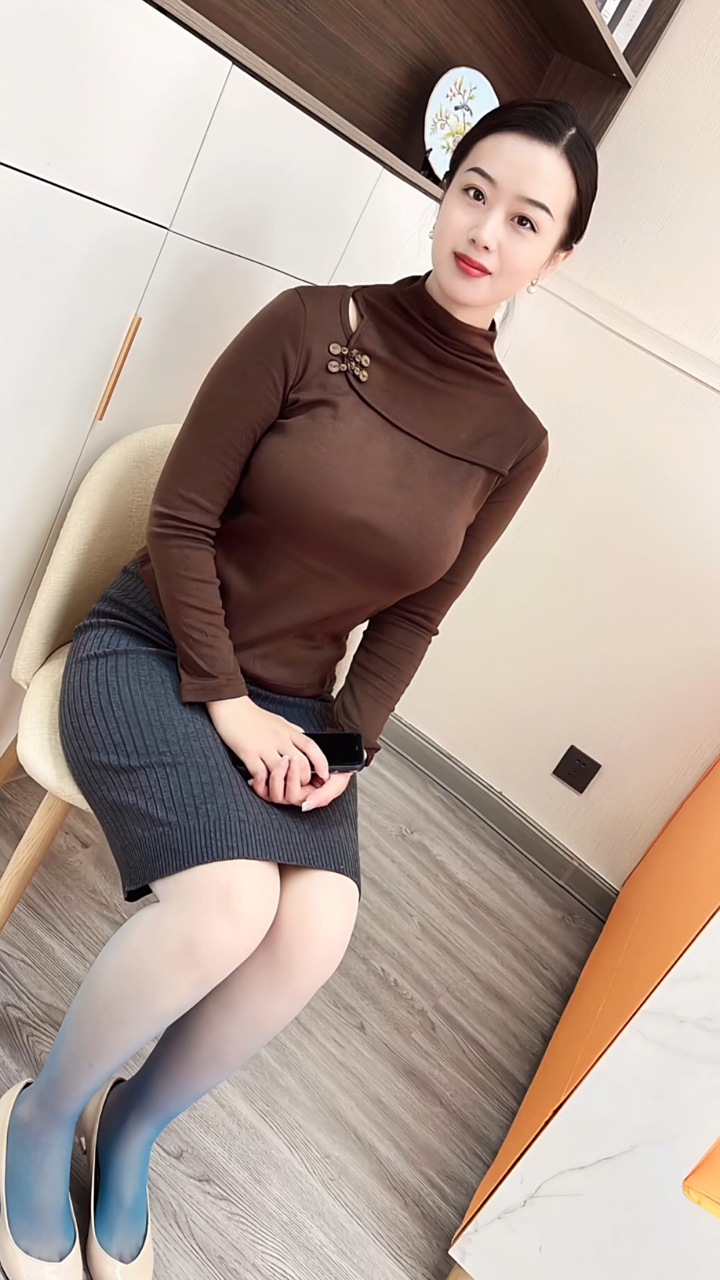 成熟的标志且风韵犹存