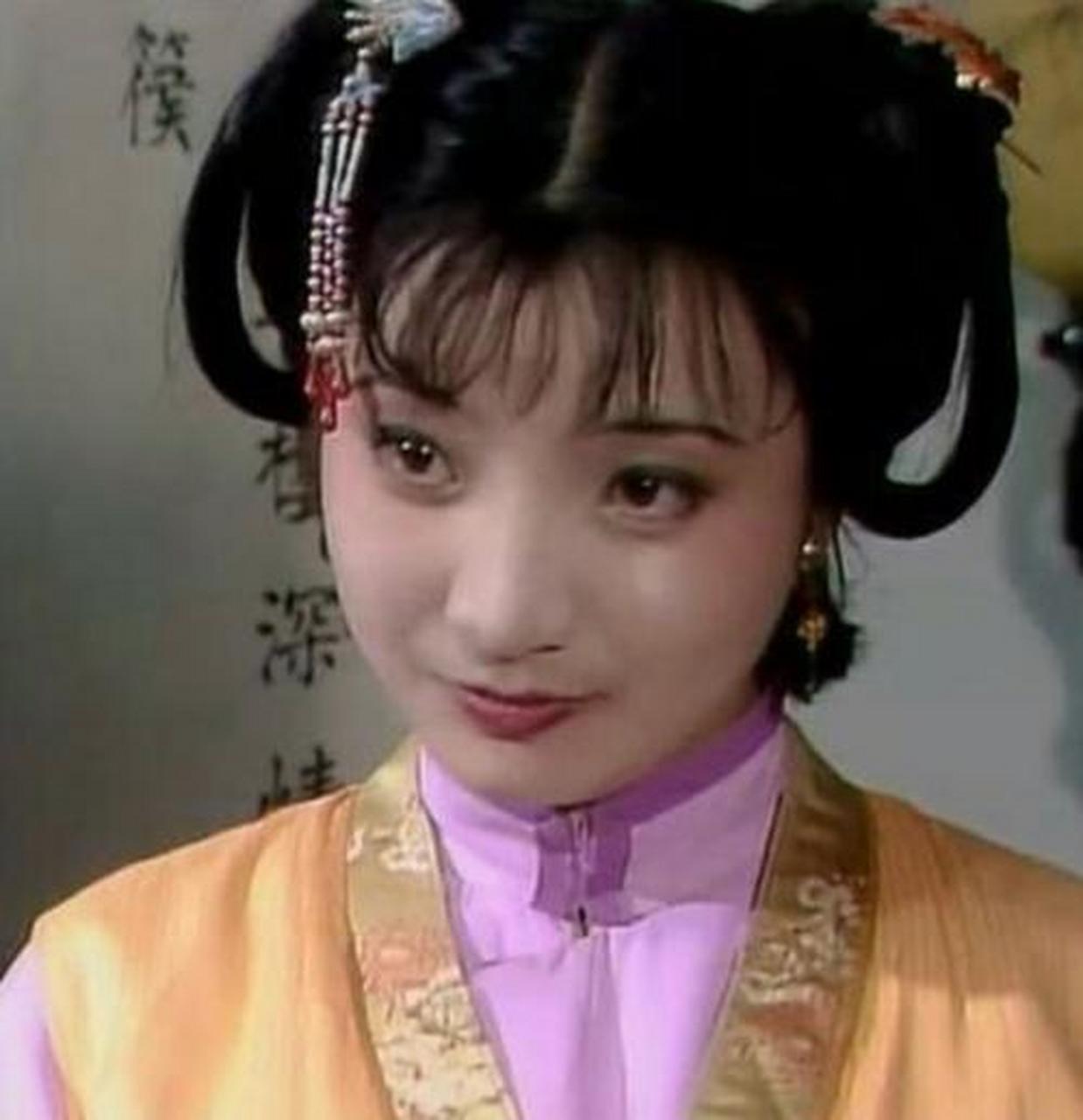 《红楼梦》第八回,听闻宝姐姐染恙,贾宝玉去梨香院探望.