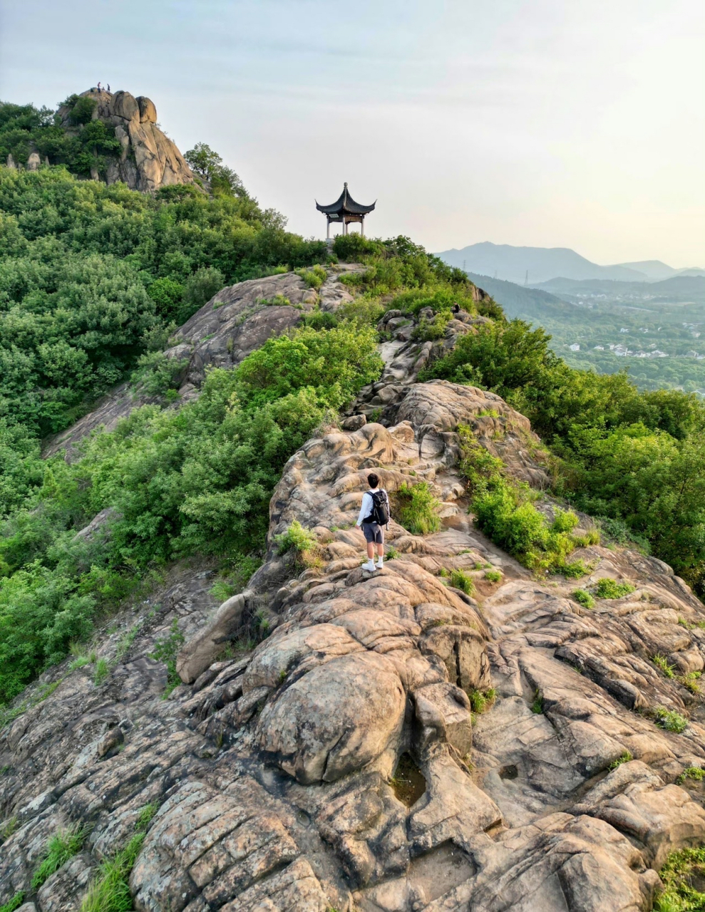 今天和大家分享一条我心中的苏州宝藏徒步路线0891 苏州花山