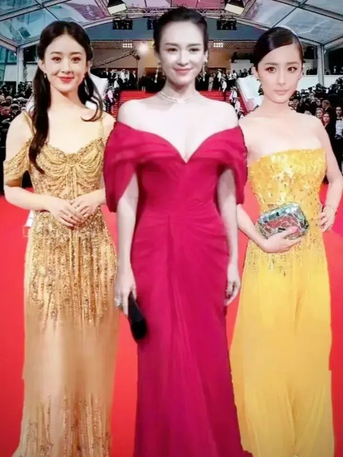 赵丽颖,章子怡,杨幂三位女星都美貌如花,亭亭玉立,优雅大方,各有千秋