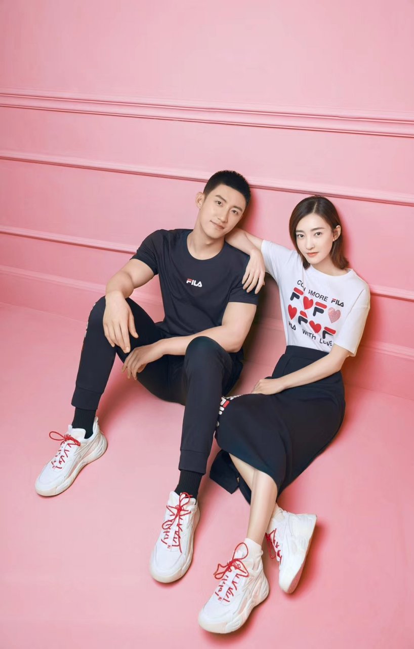 王丽坤 | fila挚爱大使   一见倾心520限定"比心鞋" 挚爱告白把心送