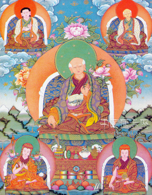 杨辉麟  西藏萨迦有座萨迦寺   吉普车在起伏不平的"搓板路"上巅着