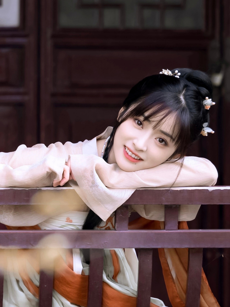 沈月的古装真的还挺好看的999999可以多搞点古装拍拍#沈月