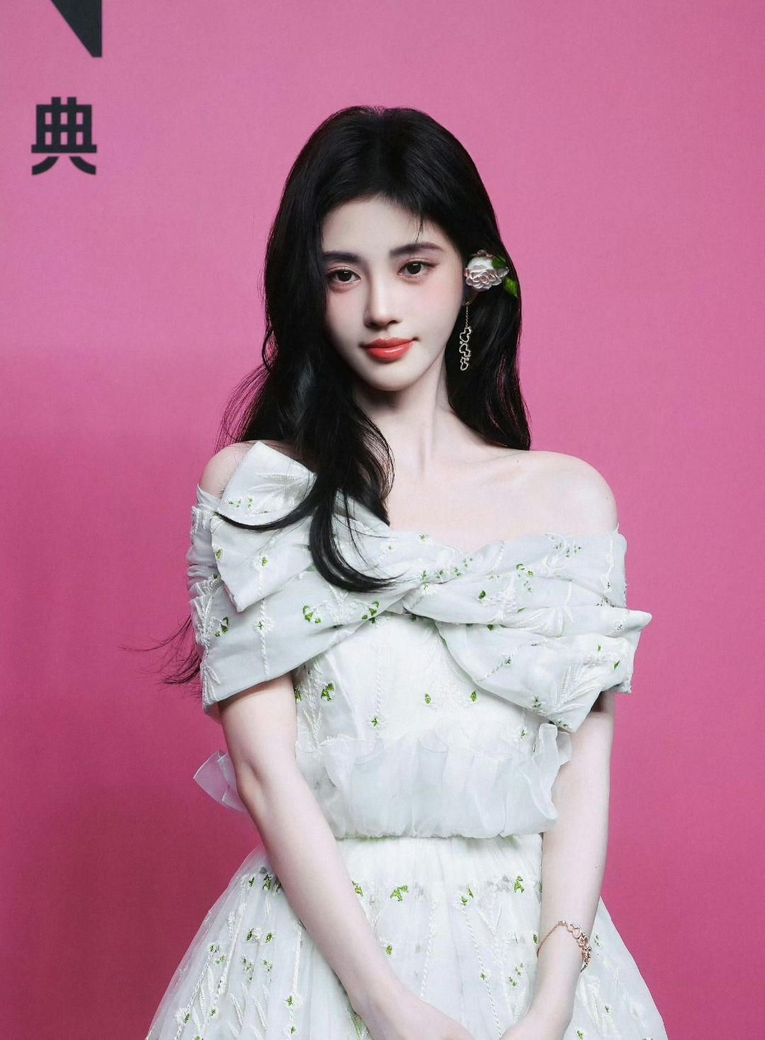 鞠婧祎粉色系来啦!真的太美了!