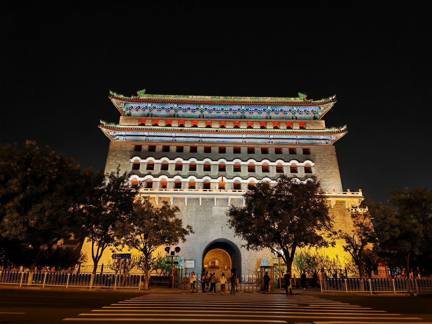 正阳门,俗称前门,前门楼子,大前门,是老北京"京师九门"之一.