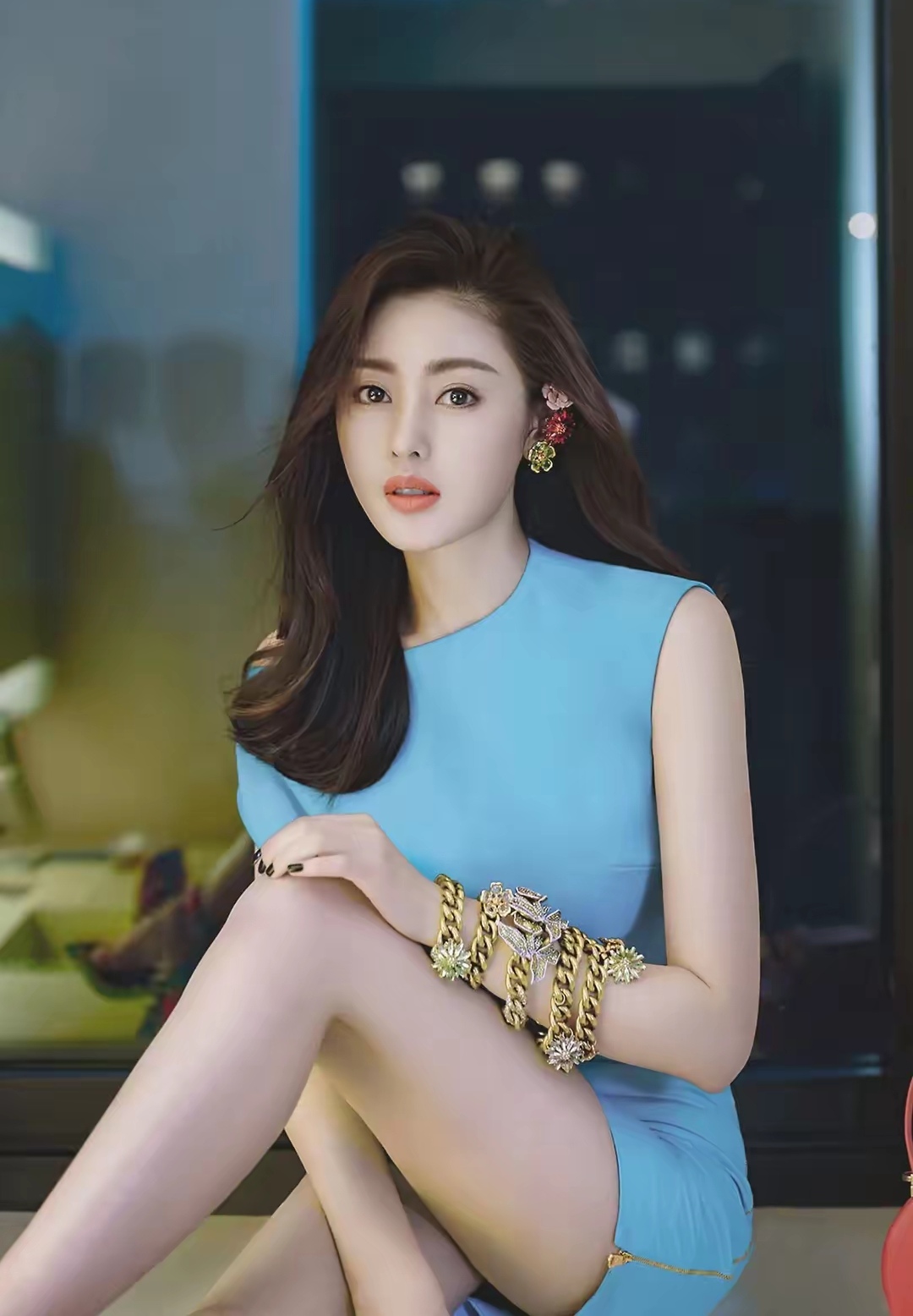 张天爱,时尚性感的气质女神,身材好,颜值高,非常让人心动