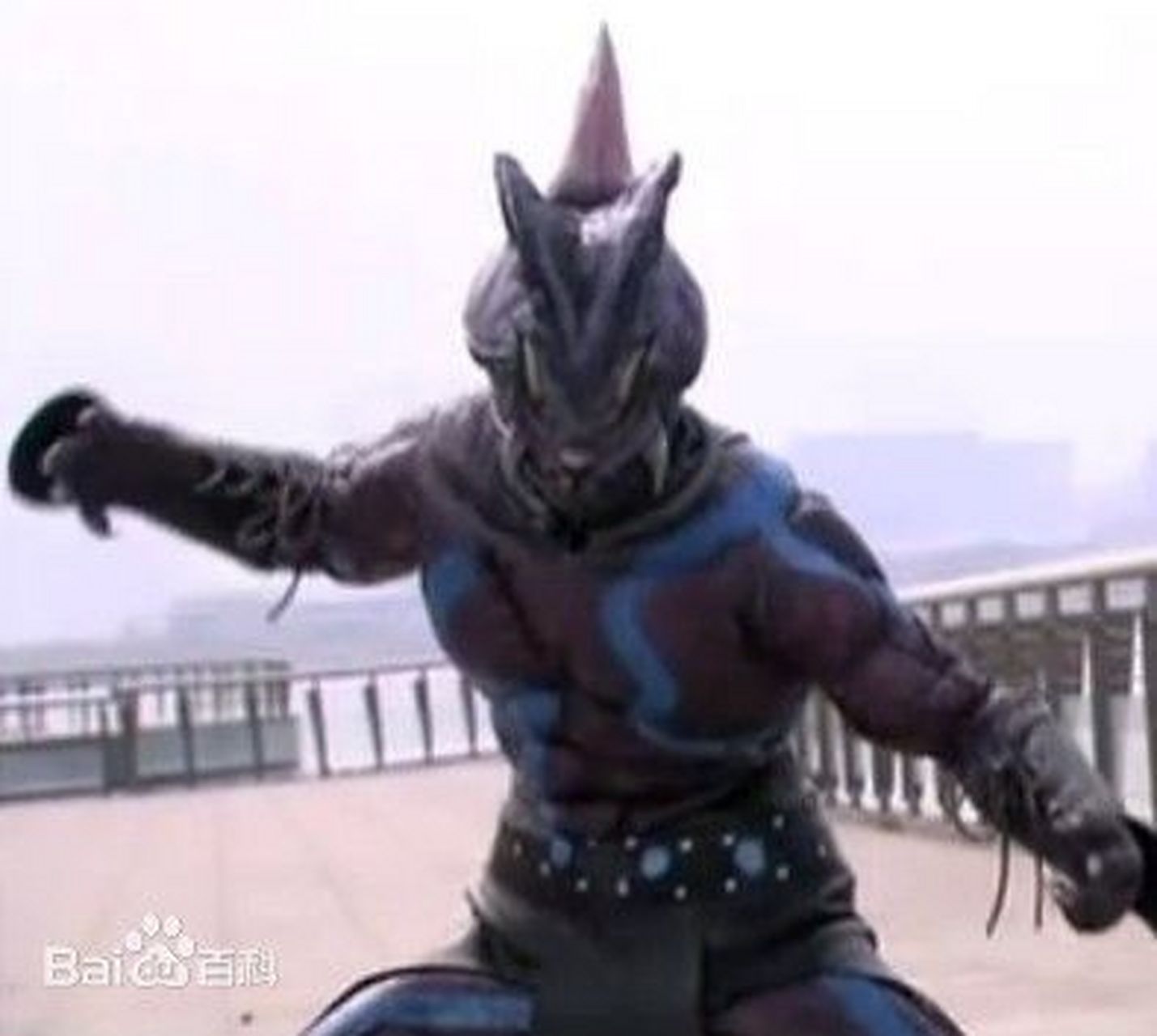 巴库鲁是铠甲勇士刑天前传中(除幽冥魔队长,路法将军)出场最多最幸运