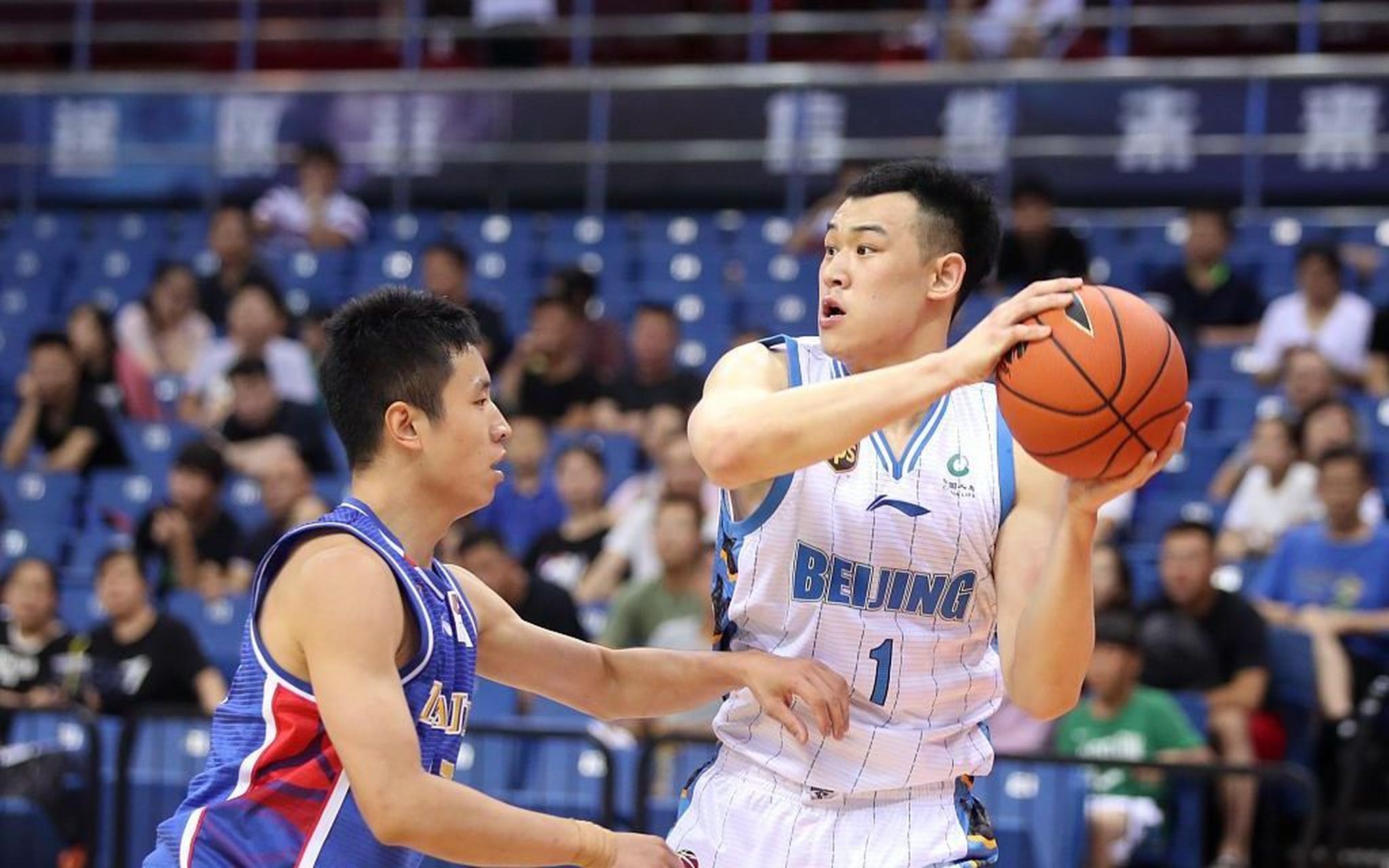 北京首钢队在休赛期还没有进行太多有意义的引援操作,但球迷们都清楚