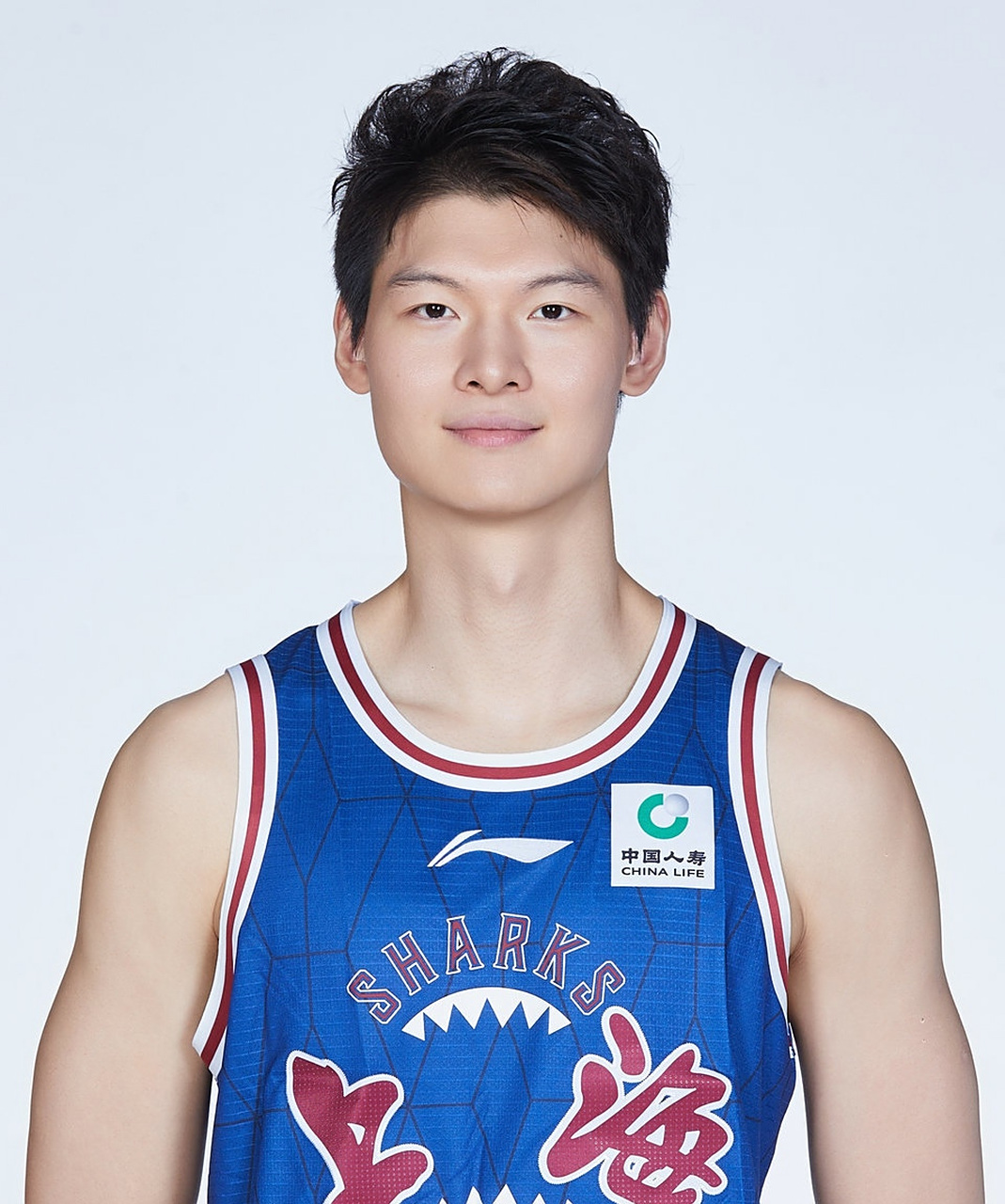 队内核心内线球员王哲林状态非常一般