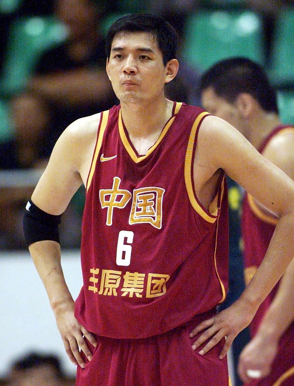 近日,前山东男篮主教练巩晓彬在与球迷交流时明确表示,他再也无法回归