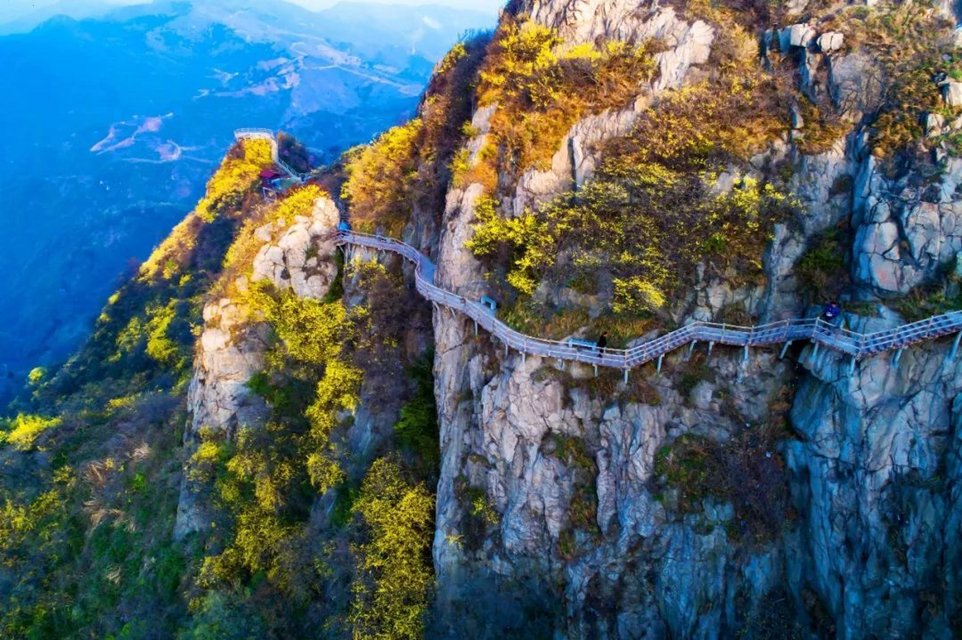 国庆节中秋,南阳七峰山旅游攻略  南阳方城七峰山生态旅游区位于河南