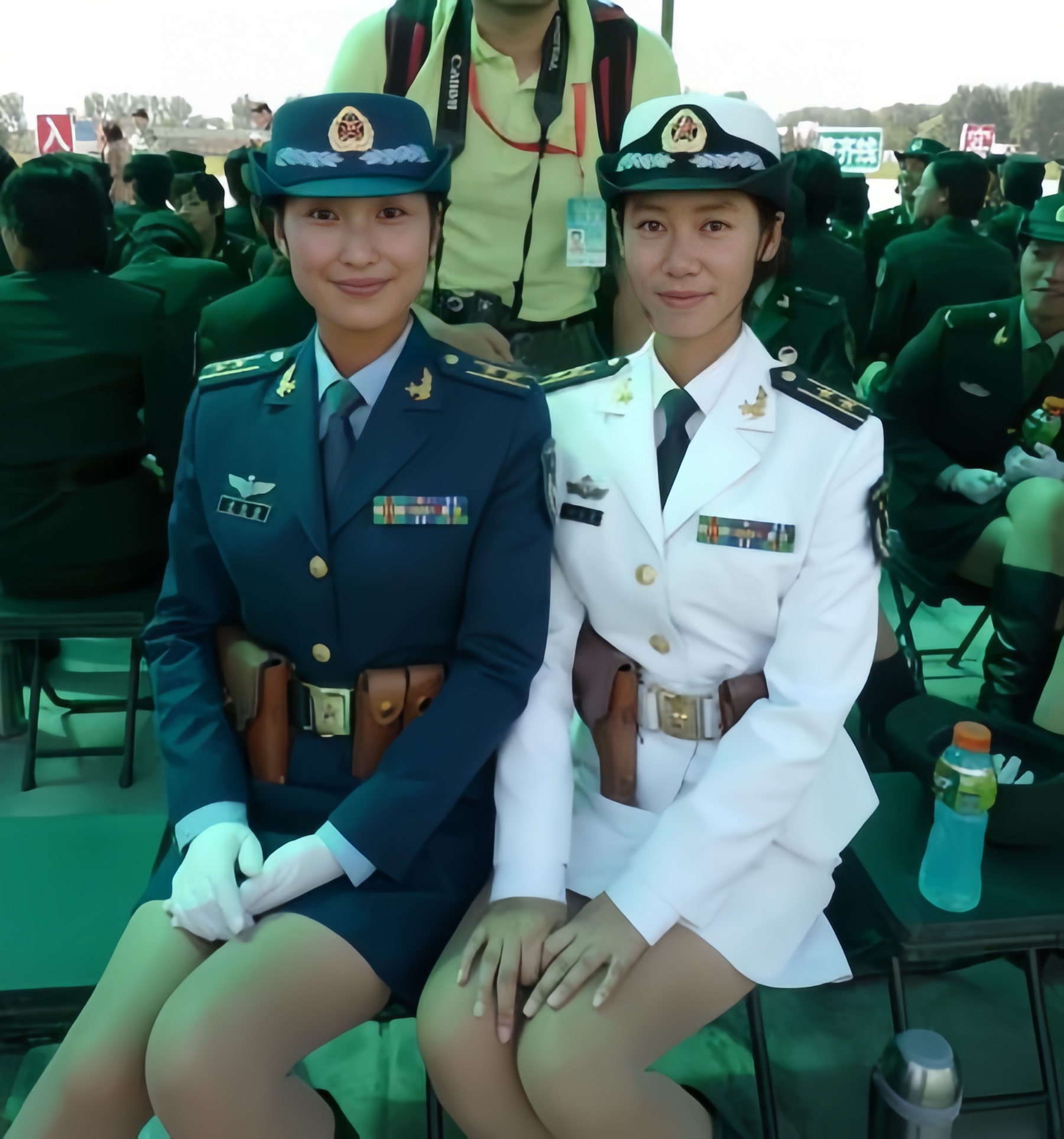 阅兵美女图片