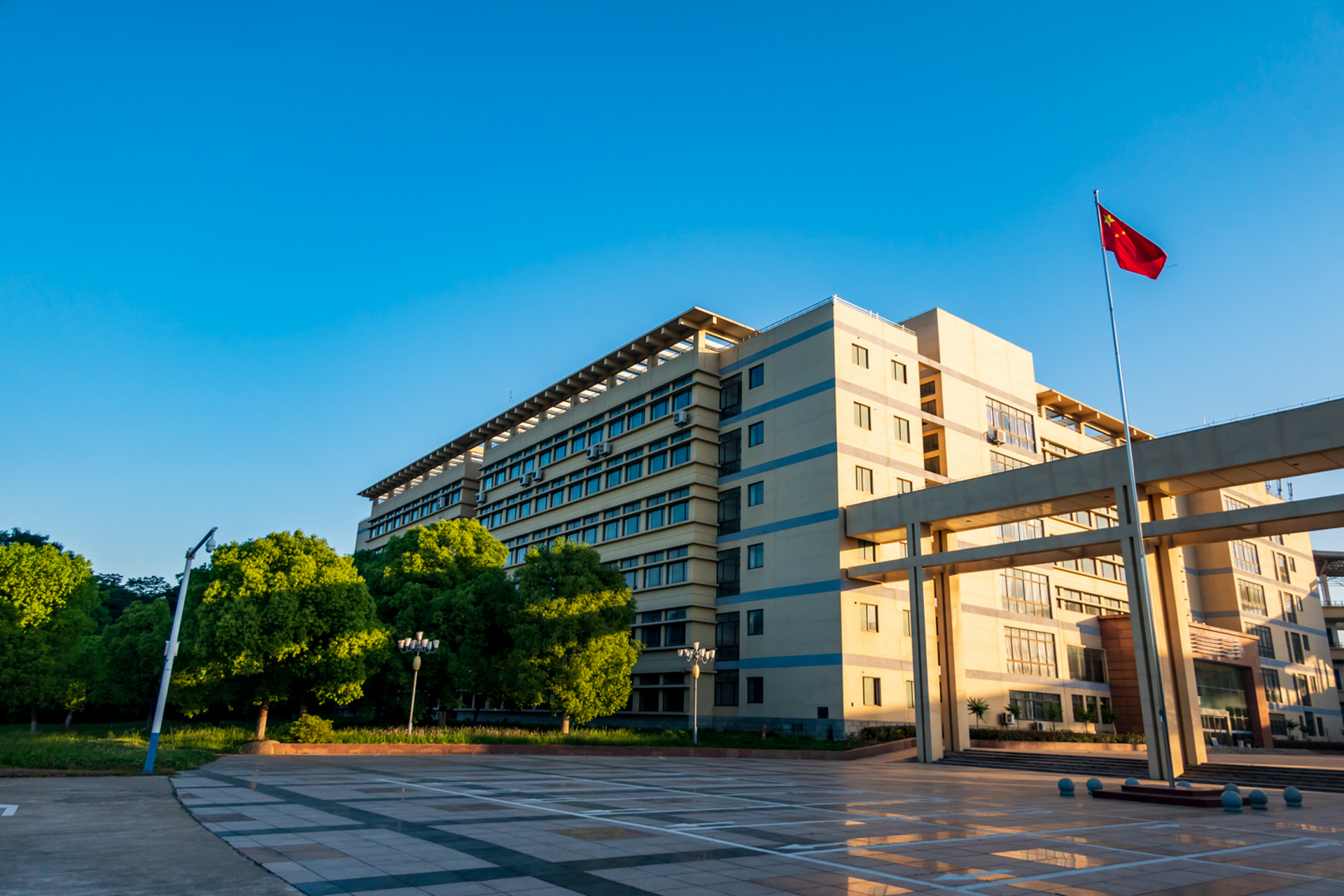 大学学校照片真实的图片