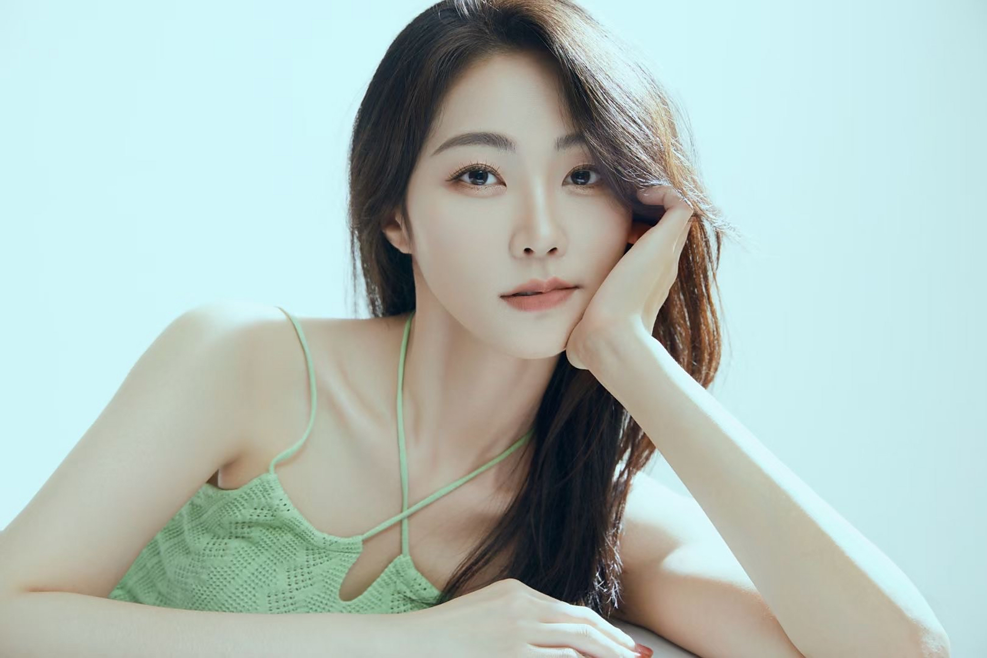 余悦98 夏日写真    清新绿调07洋溢夏日多巴胺    甜御碰撞99