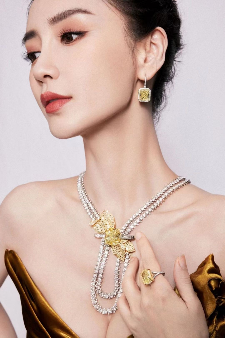 angelababy  款步姗姗美目流转94  鎏金星河熠熠发光95