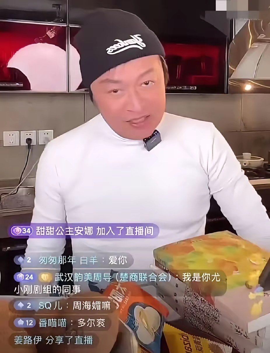 马景涛直播说,叶童是他最想合作的演员,他形容《倚天屠龙记》是两人的