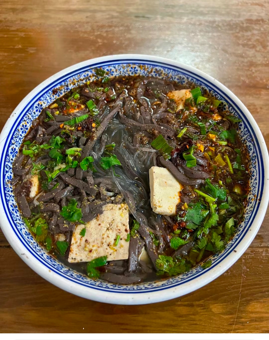 西安‖美食天堂——旅游攻略之来西安吃什么08  99惠记粉汤羊血