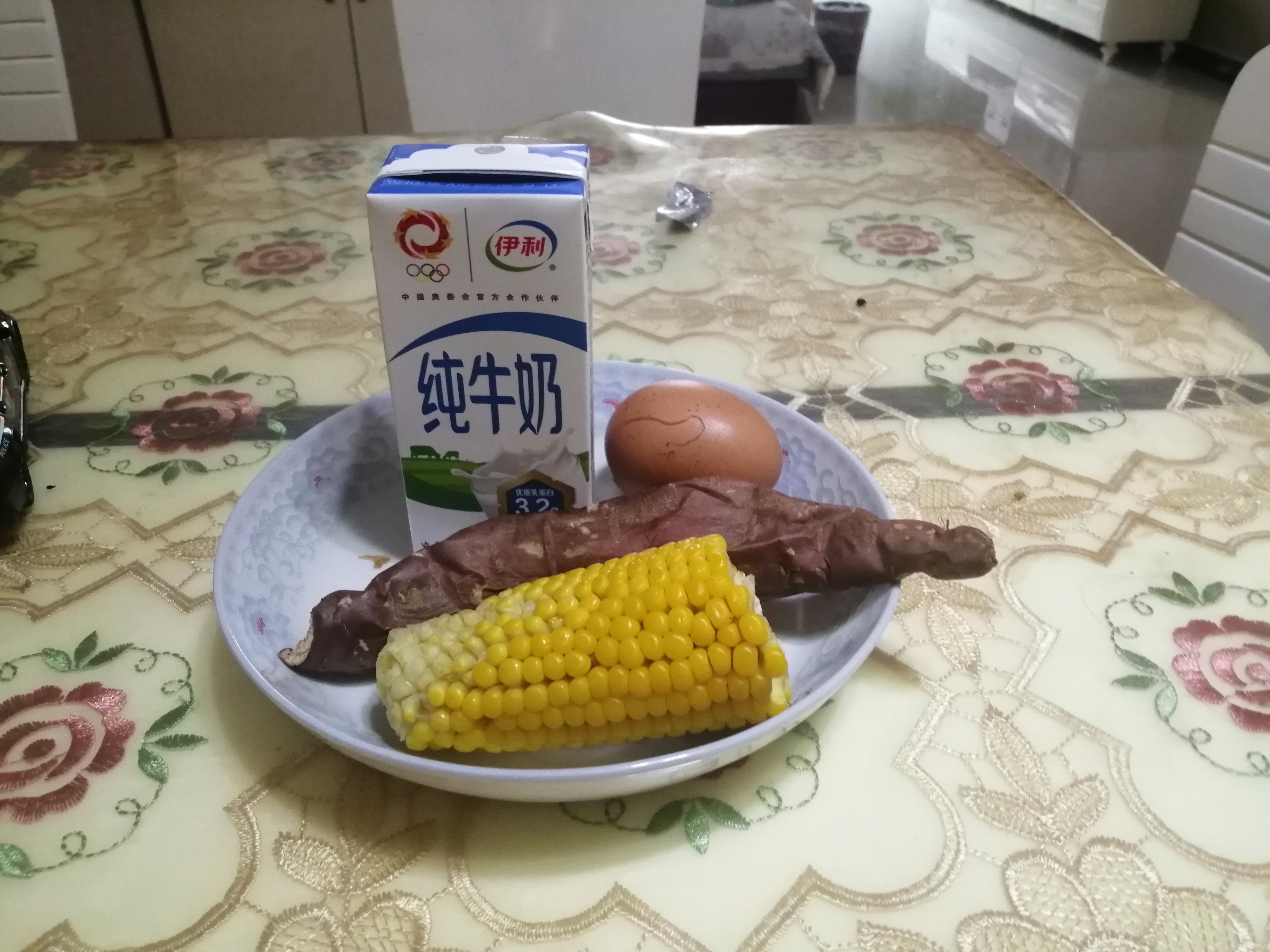 牛奶鸡蛋早餐真实图片