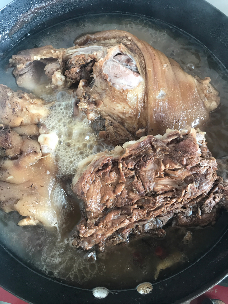 美味乡土菜# 祖传秘方,烀肘子,猪蹄,重点在料上,这样烀出来不沾酱料