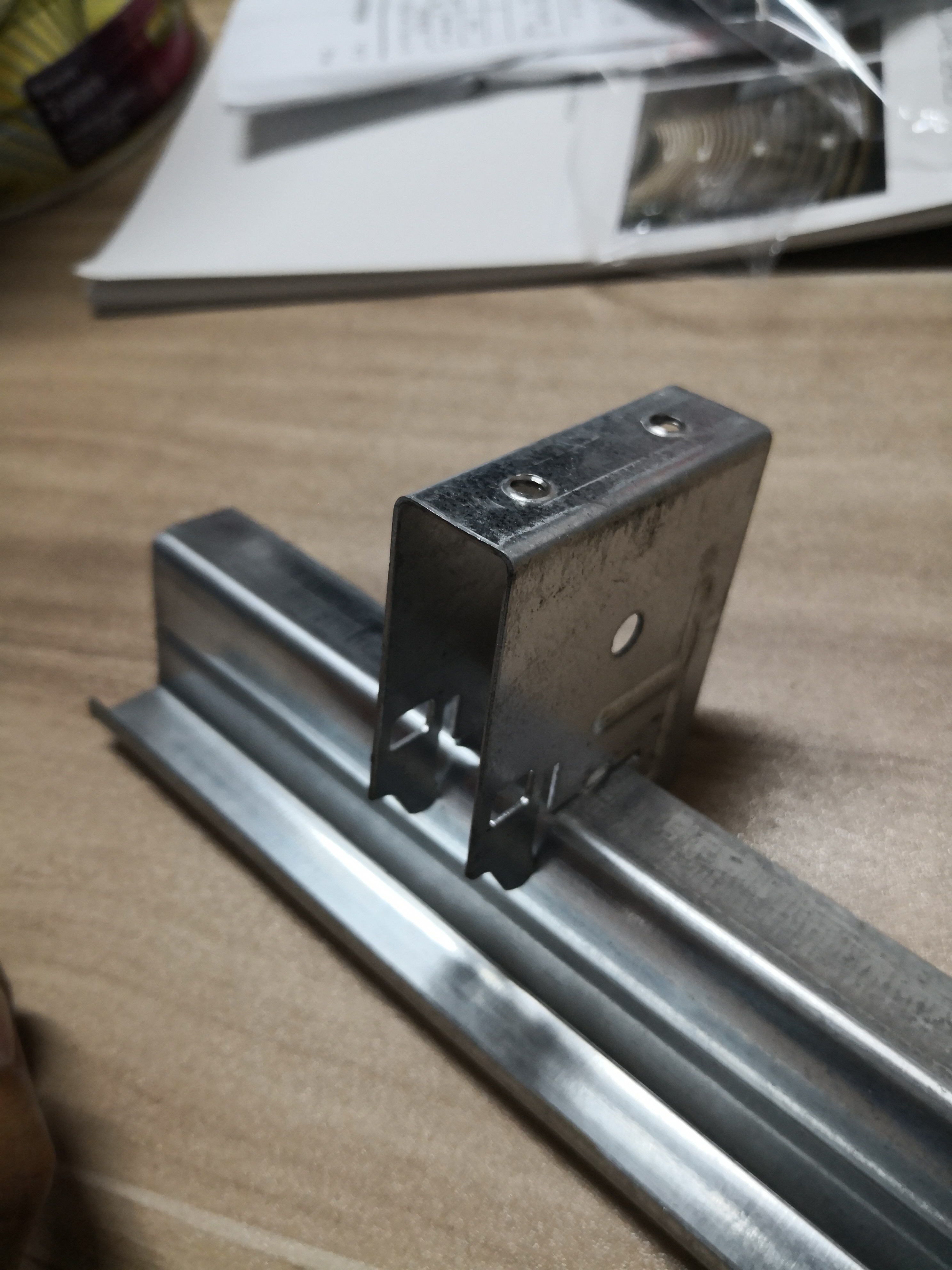 93 发现了一个超有趣的小物件: 勾搭铝单板吊顶用配件:勾搭吊件,38