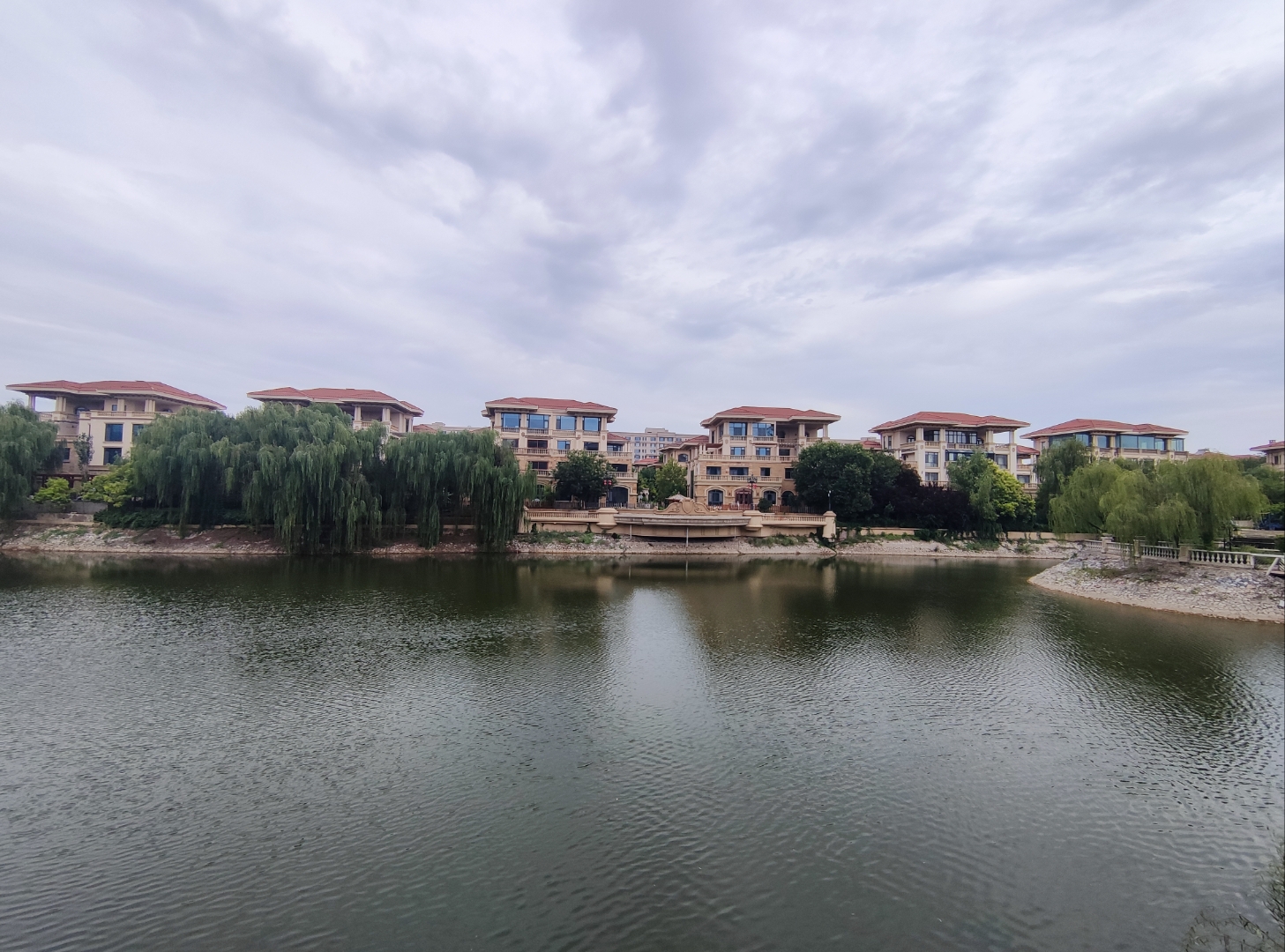 这户型配上这环境·还有的挑吗? 沧州御湖公馆洋房·220平130万