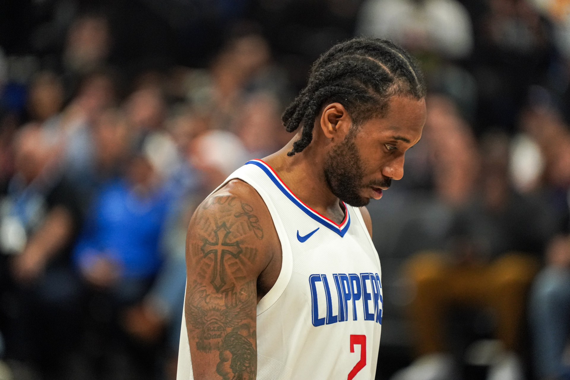 卢指导谈小卡伤病:正在稳步恢复,状态明显好转  4月6日消息,今日nba