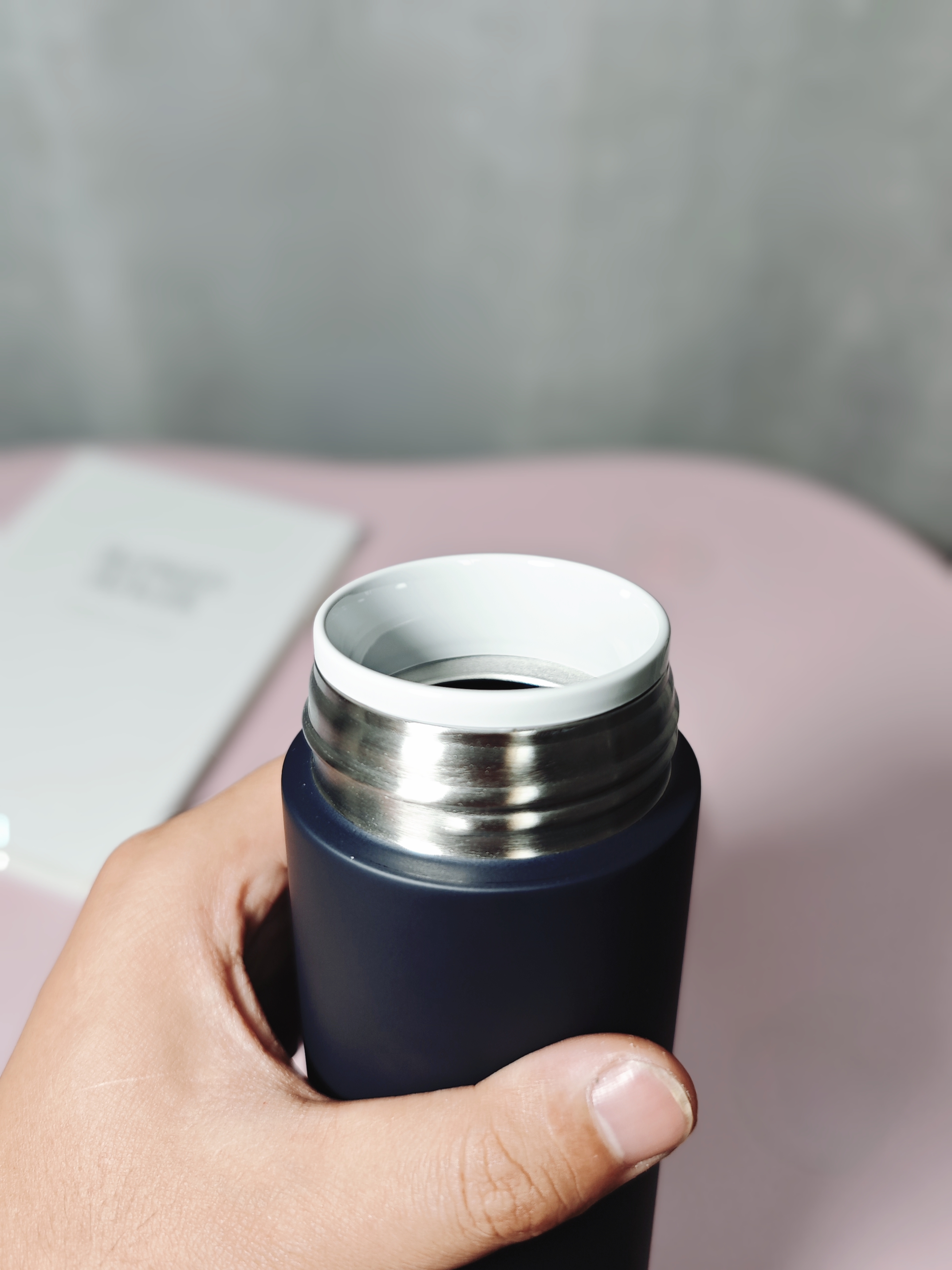 这款保温杯的颜值很高!