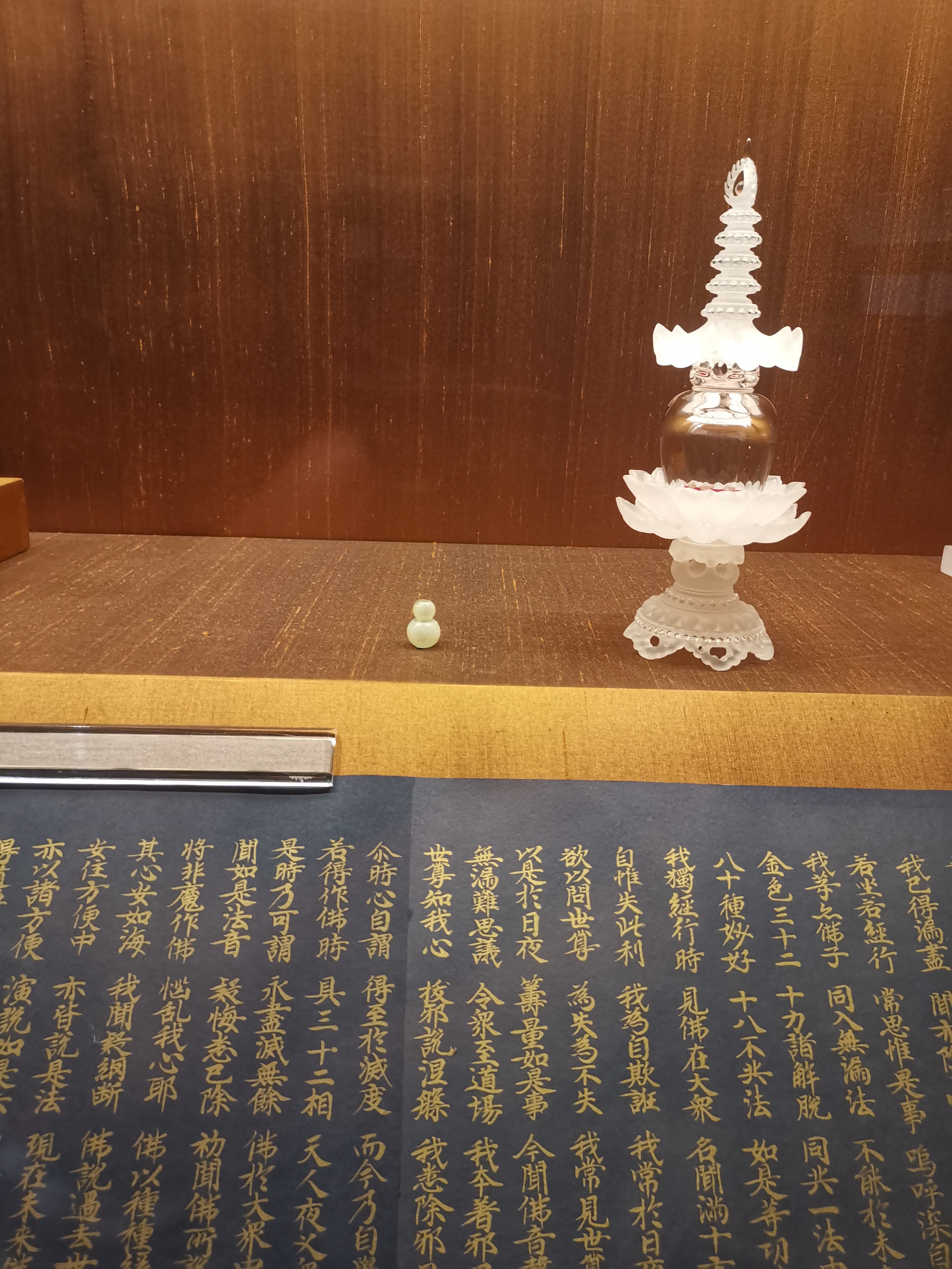 于是人盼着过年,过年之后确实春天就会来了,而人的