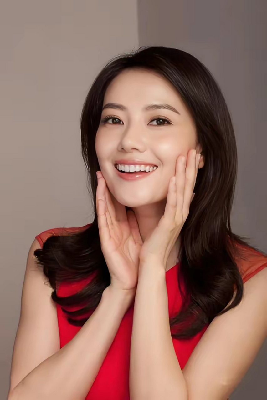 女星高圆圆标准露齿笑—极致唯美,让人心动