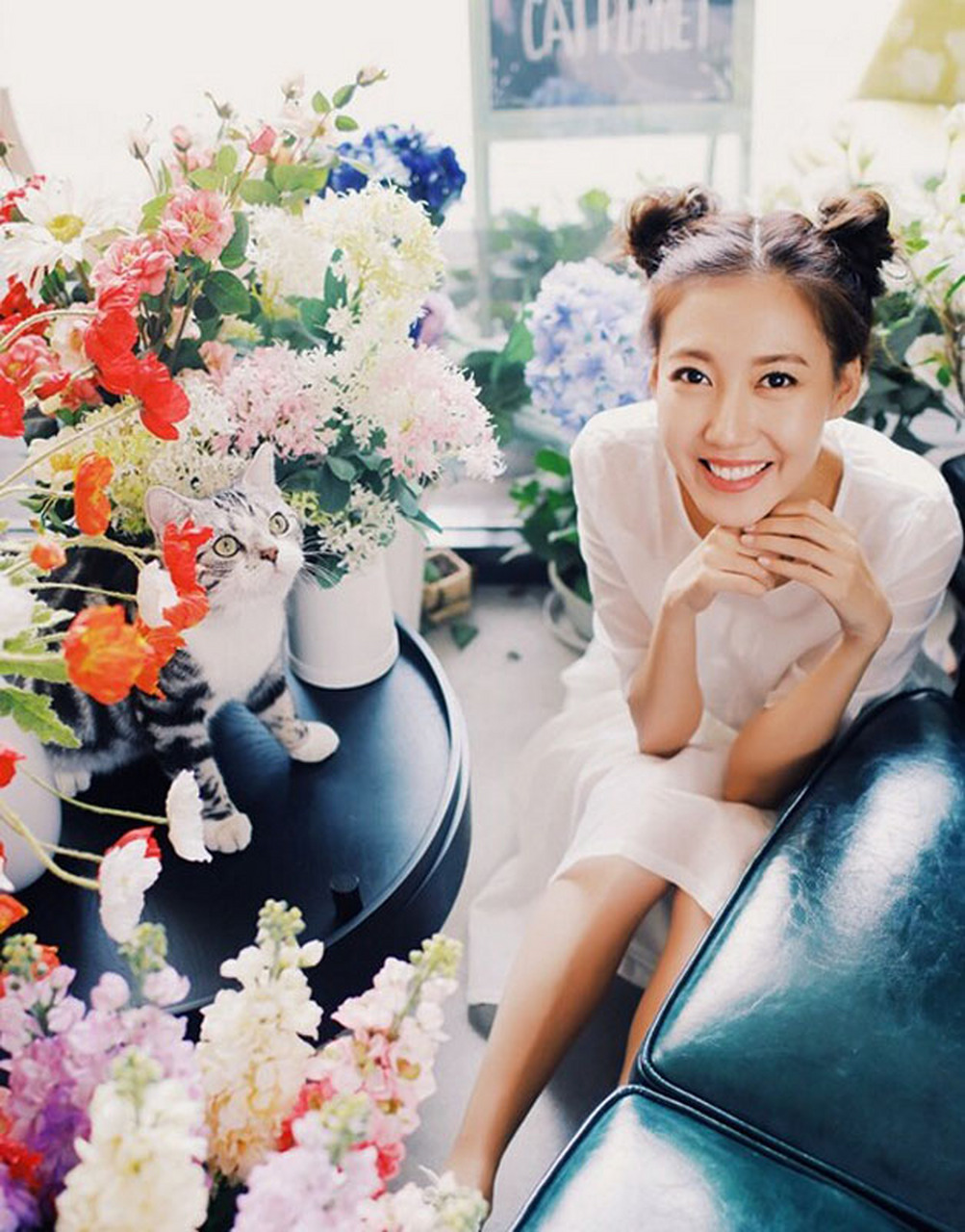 百变美人"(高露),肤白貌美,古典的绝世佳人,美得让人心动