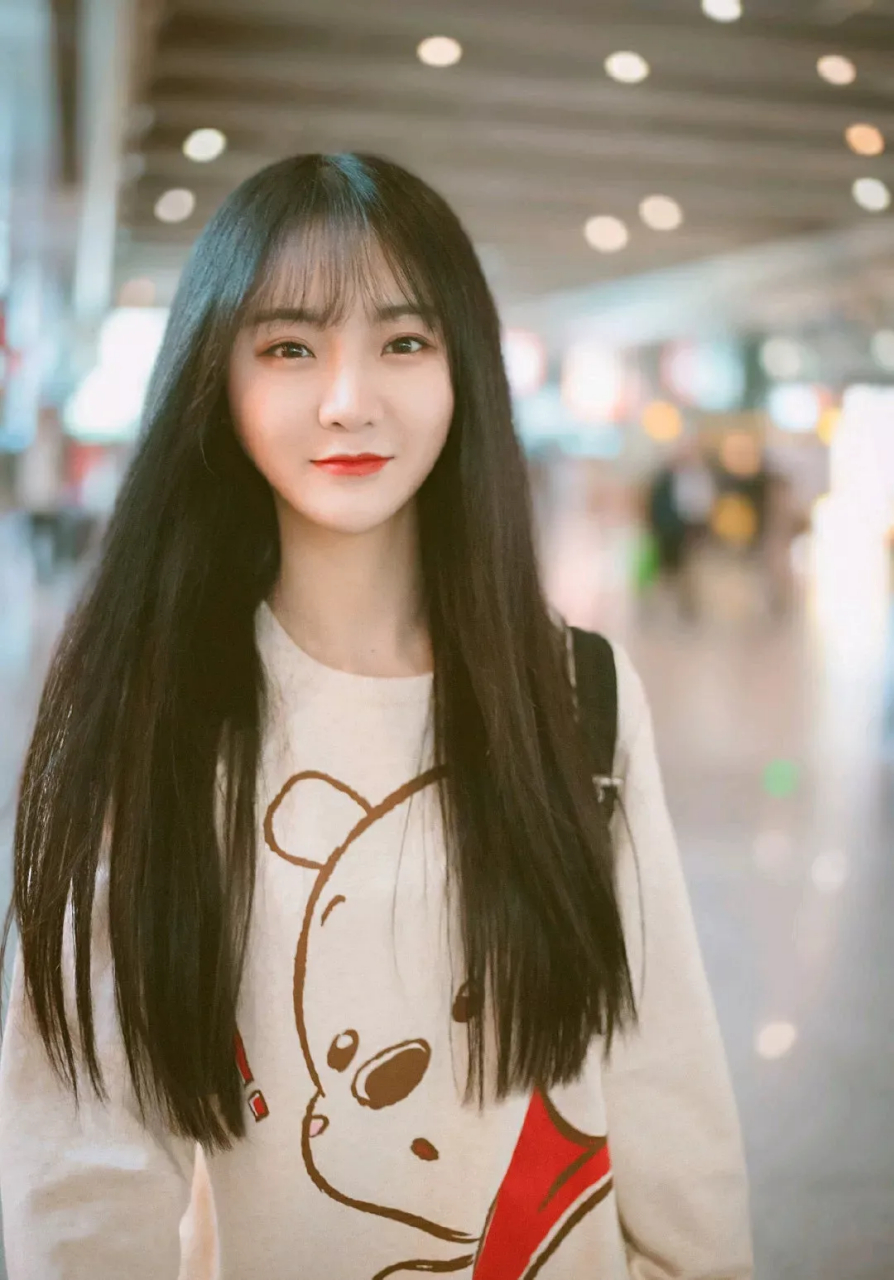 为snh48第一代的队长,莫寒icon也是付出了异于常人的努力.