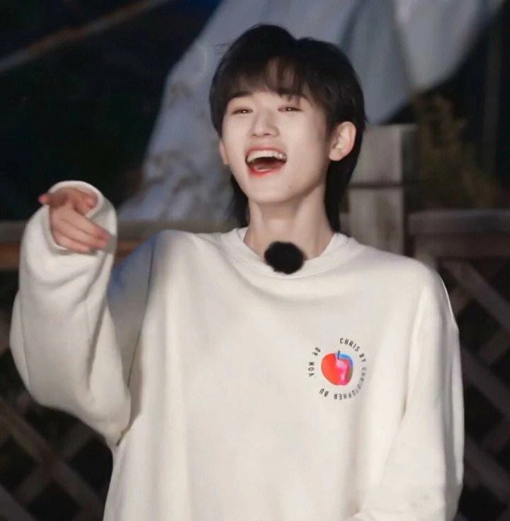 宋亚轩不仅阳光而且帅,开朗大宝藏男孩 tnt时代少年团宋亚轩