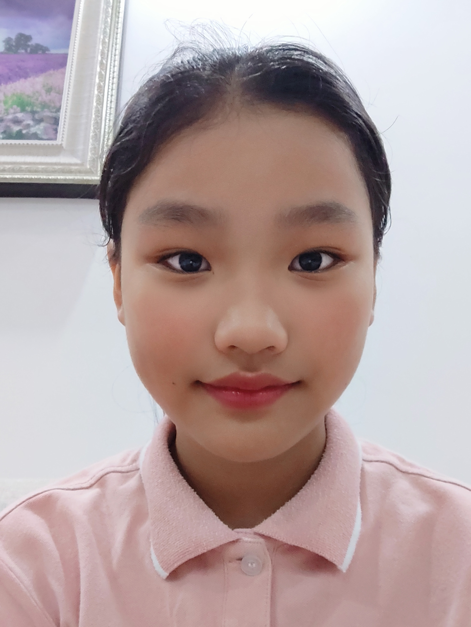 哪个发型适合她?五年级小学生.