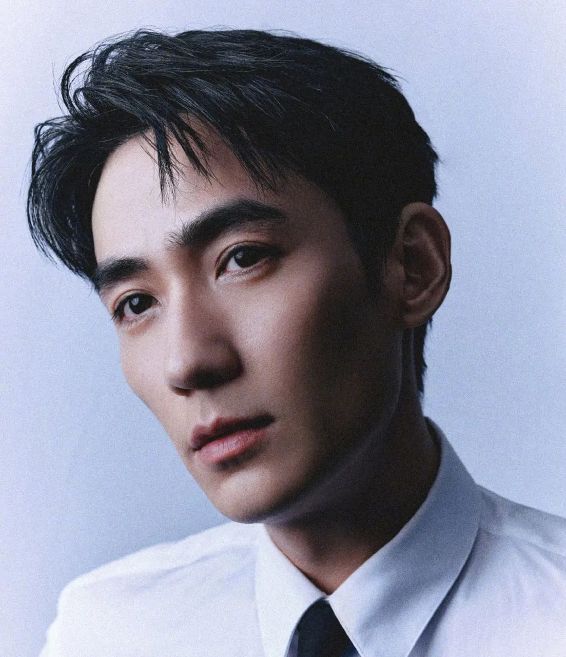 1,天使大宝贝准确来说是香港人,只是近些年都在内地发展而已,现在对外