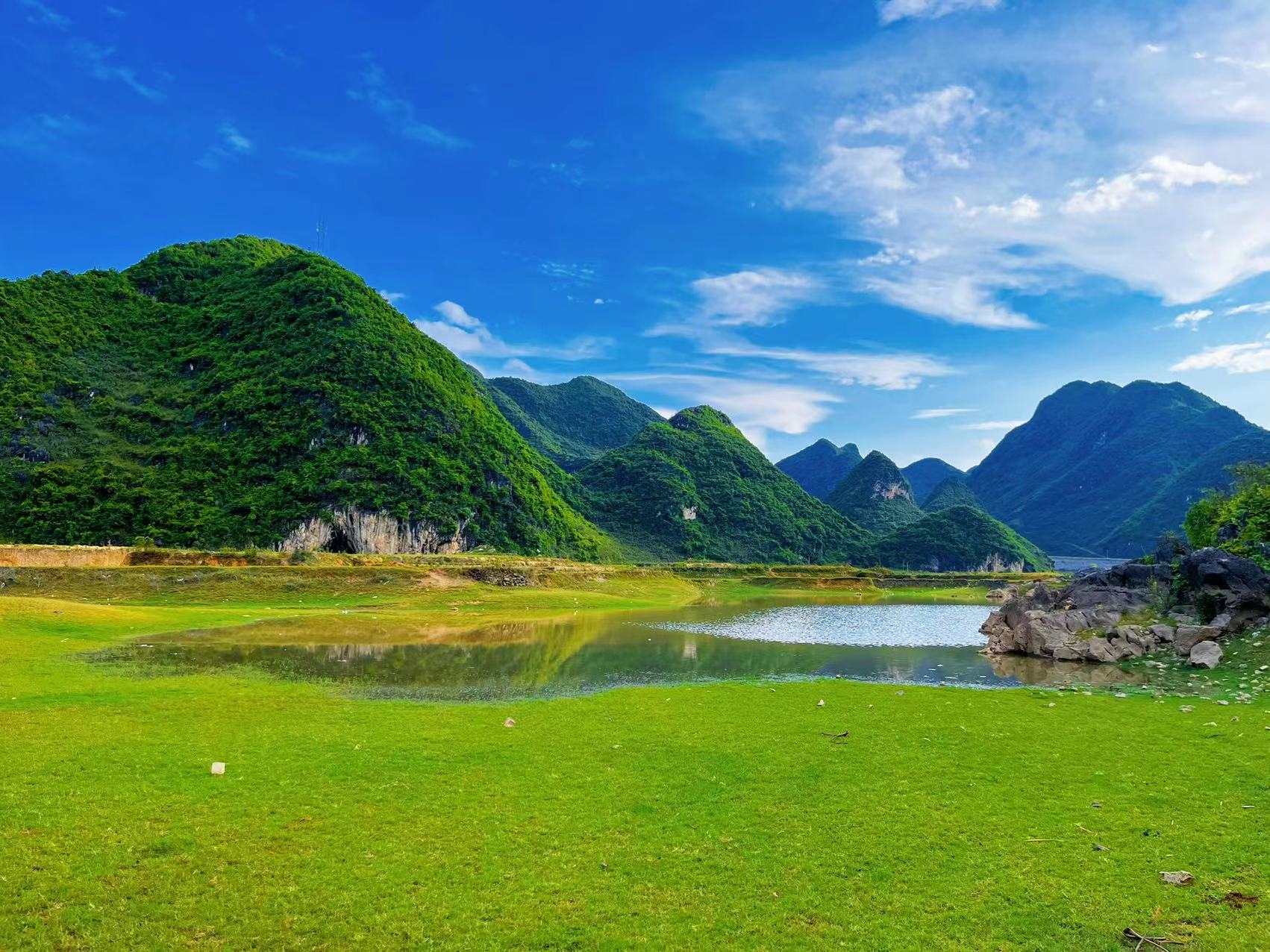 长期村俗称小桂林的地方,地址,位于云南省文山州广南县旧莫乡长期村下