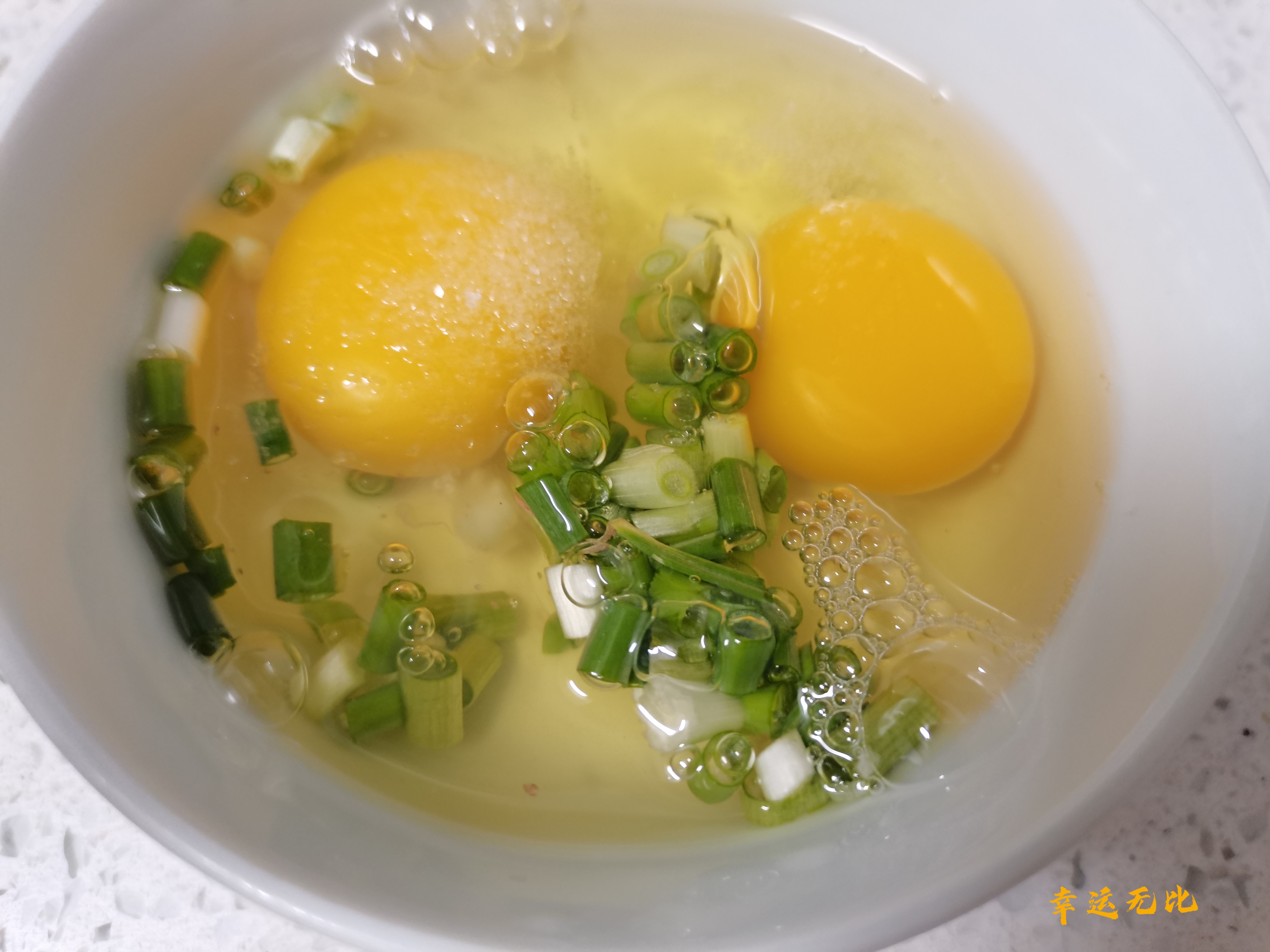 早餐蜂蜜水和蛋能一起吃吗(早餐鸡蛋蜂蜜水的作用与功效) 早餐蜂蜜水和蛋能一起吃吗(早餐鸡蛋蜂蜜水的作用与功效)