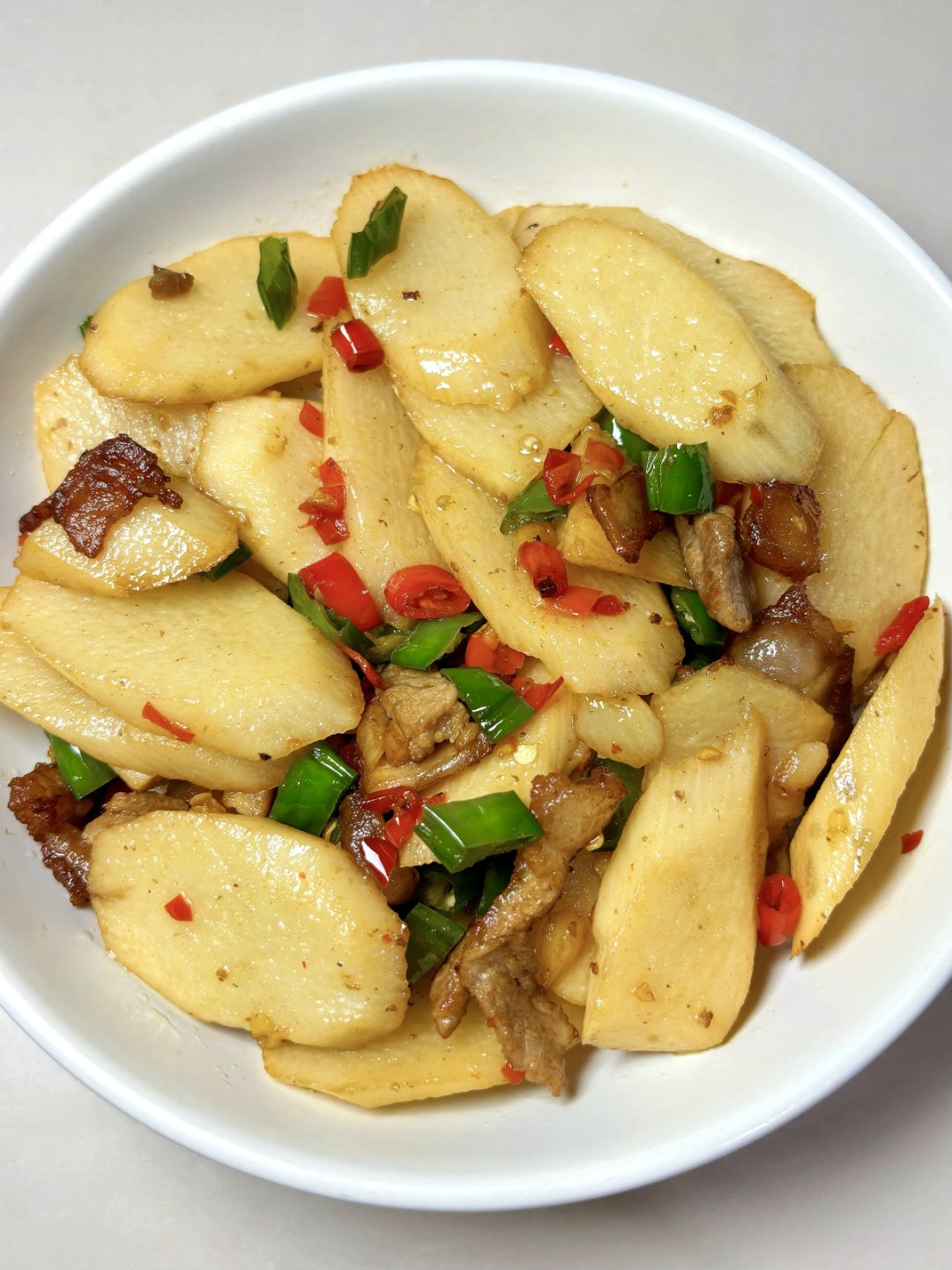 一定要做一些山药炒肉给孩子吃吃