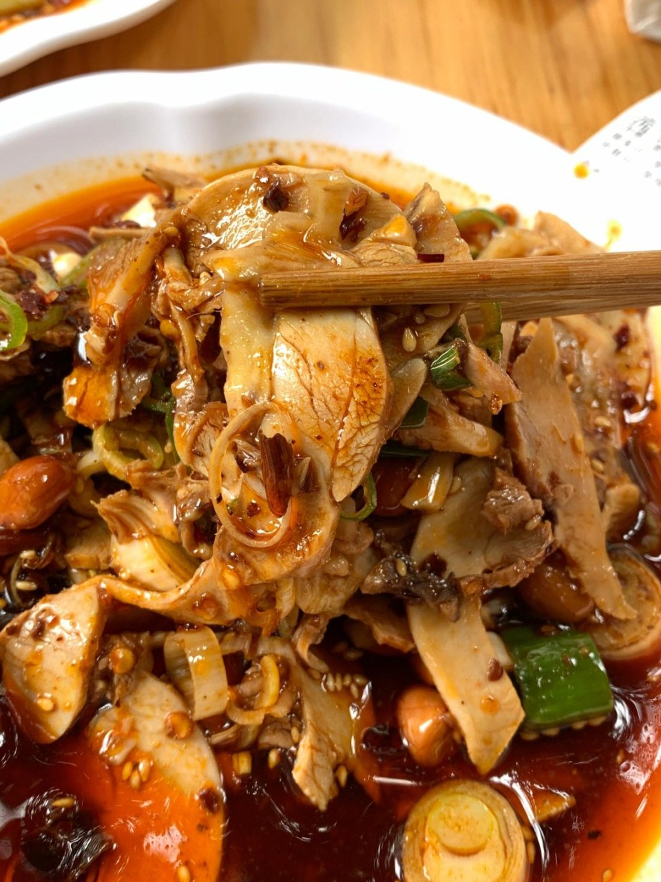 夏天路边摊子上的凉拌鸡片