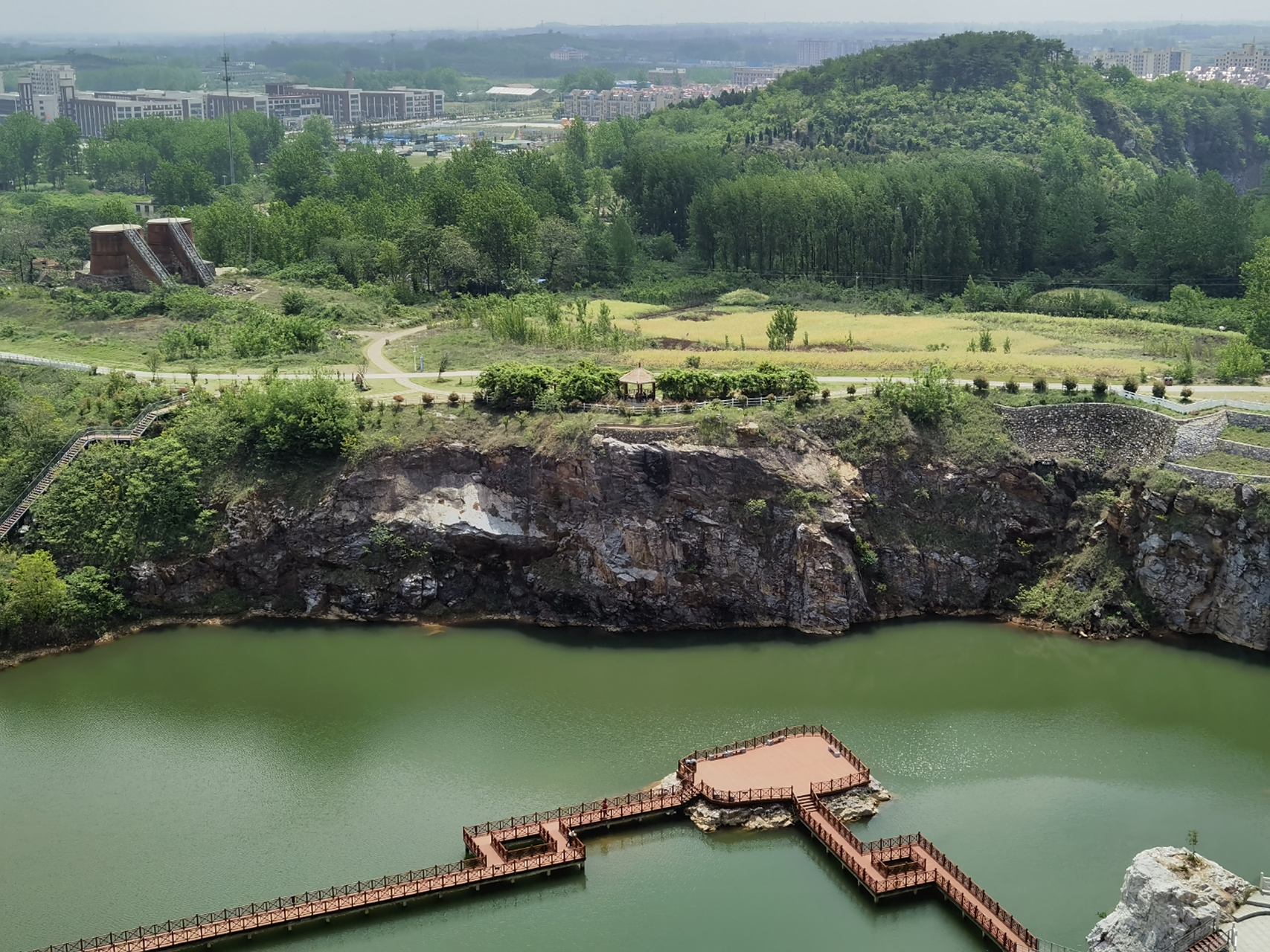 信阳息县的濮公山地质公园,作为千年息州的4a级景区,让广大游客了解