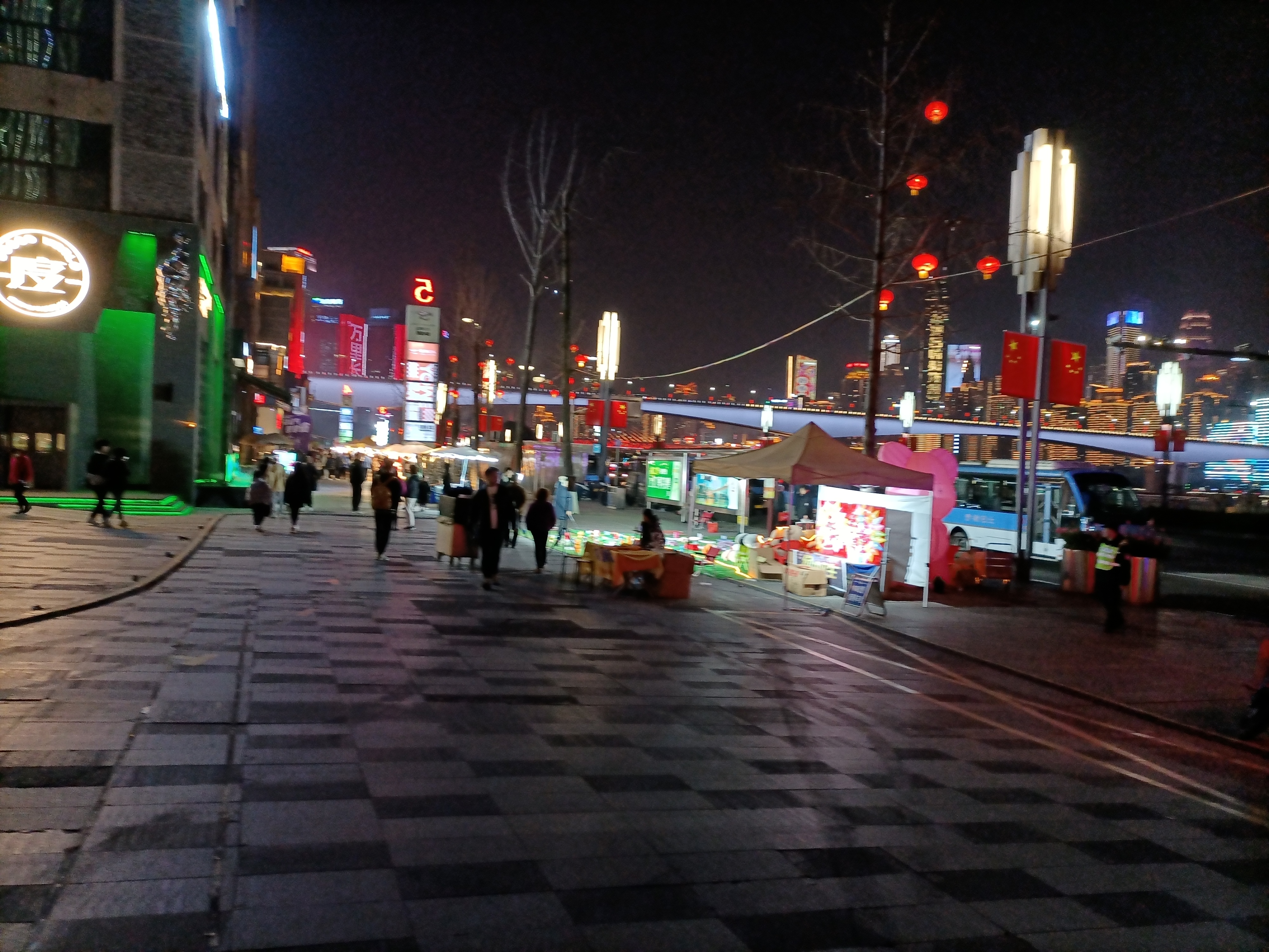 重庆北滨路夜景图片