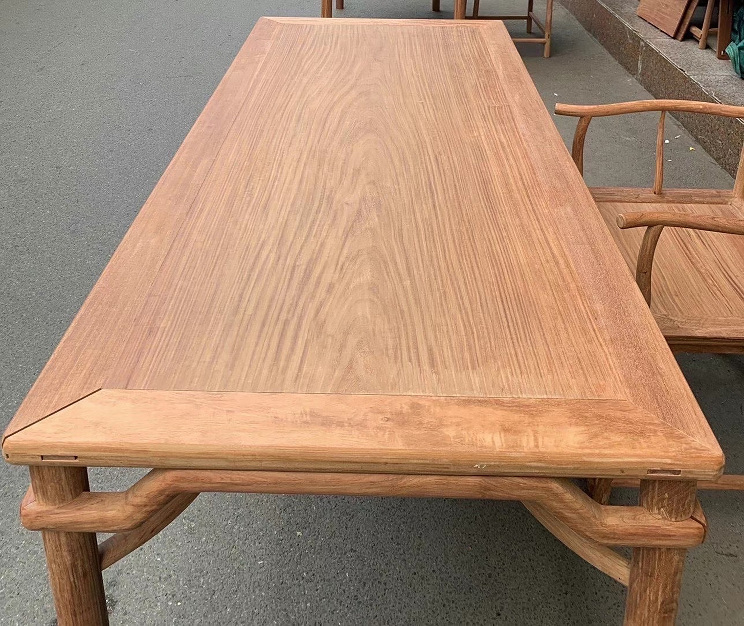 缅甸花梨经典明式圆包圆画案 南官帽椅77四把圈椅,桌子独板,尺寸180