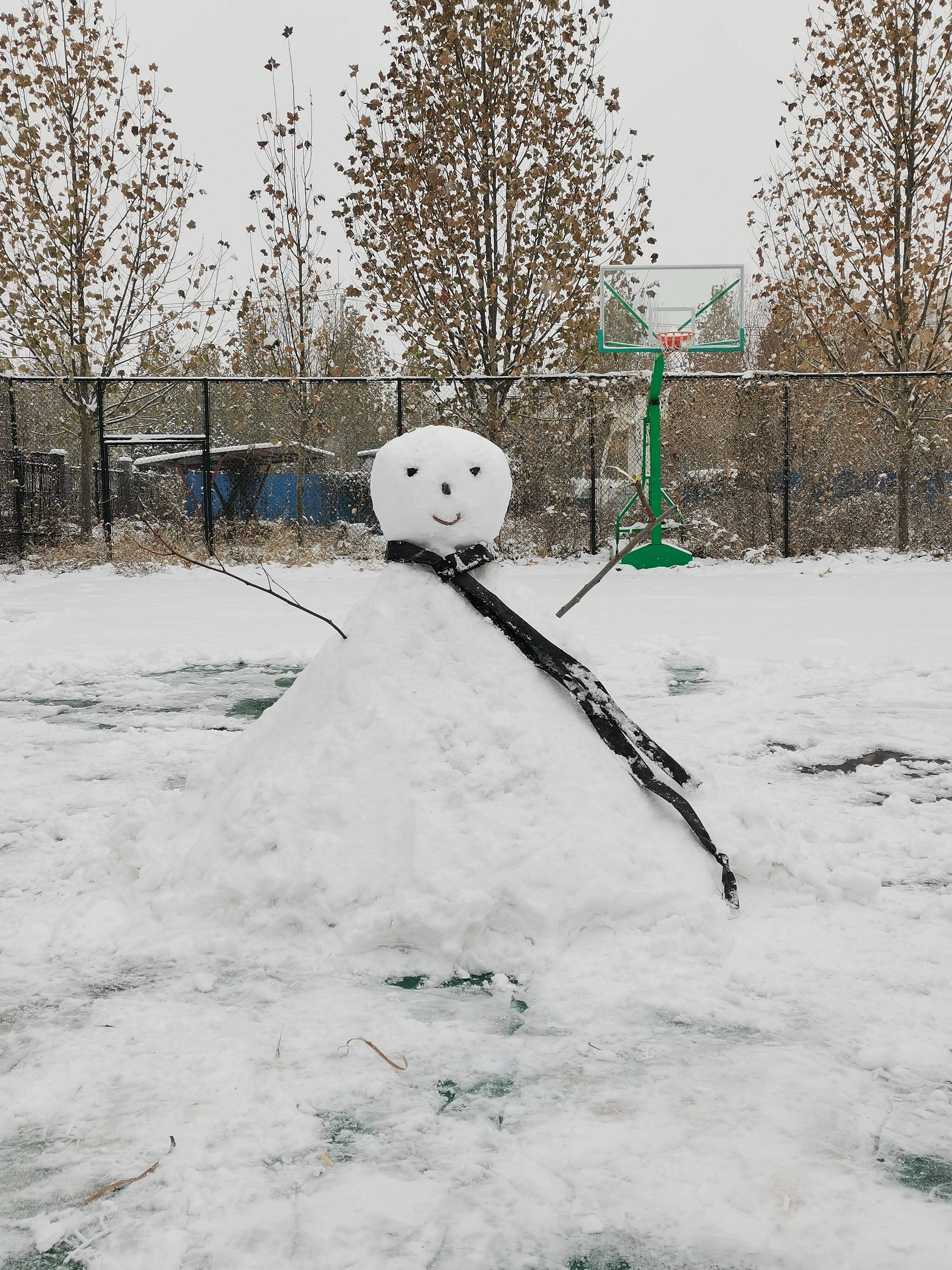 堆雪人图片实景图片