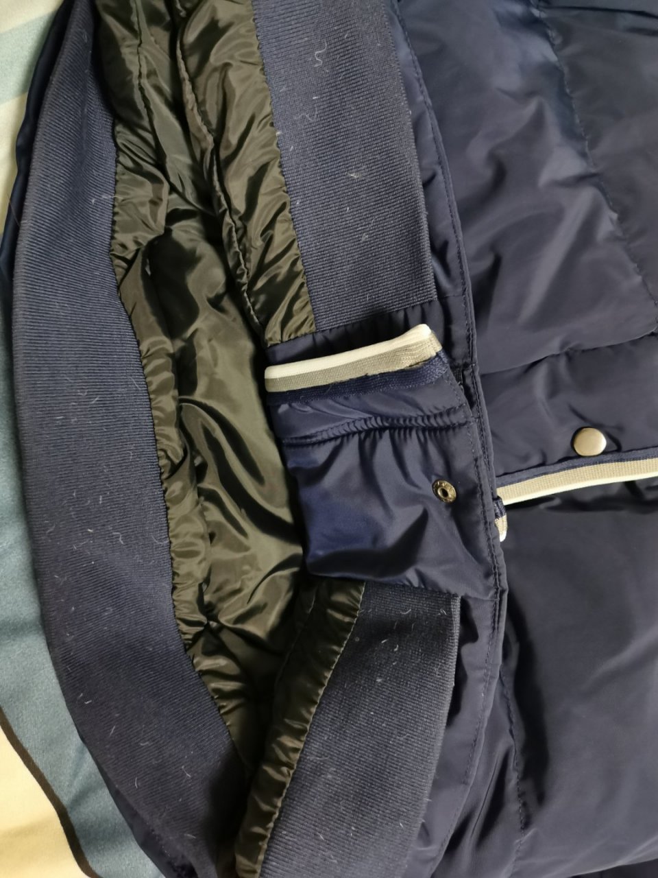 宁波春芽子的冬装校服?这么多年怎么混过来的?没人监管吗?