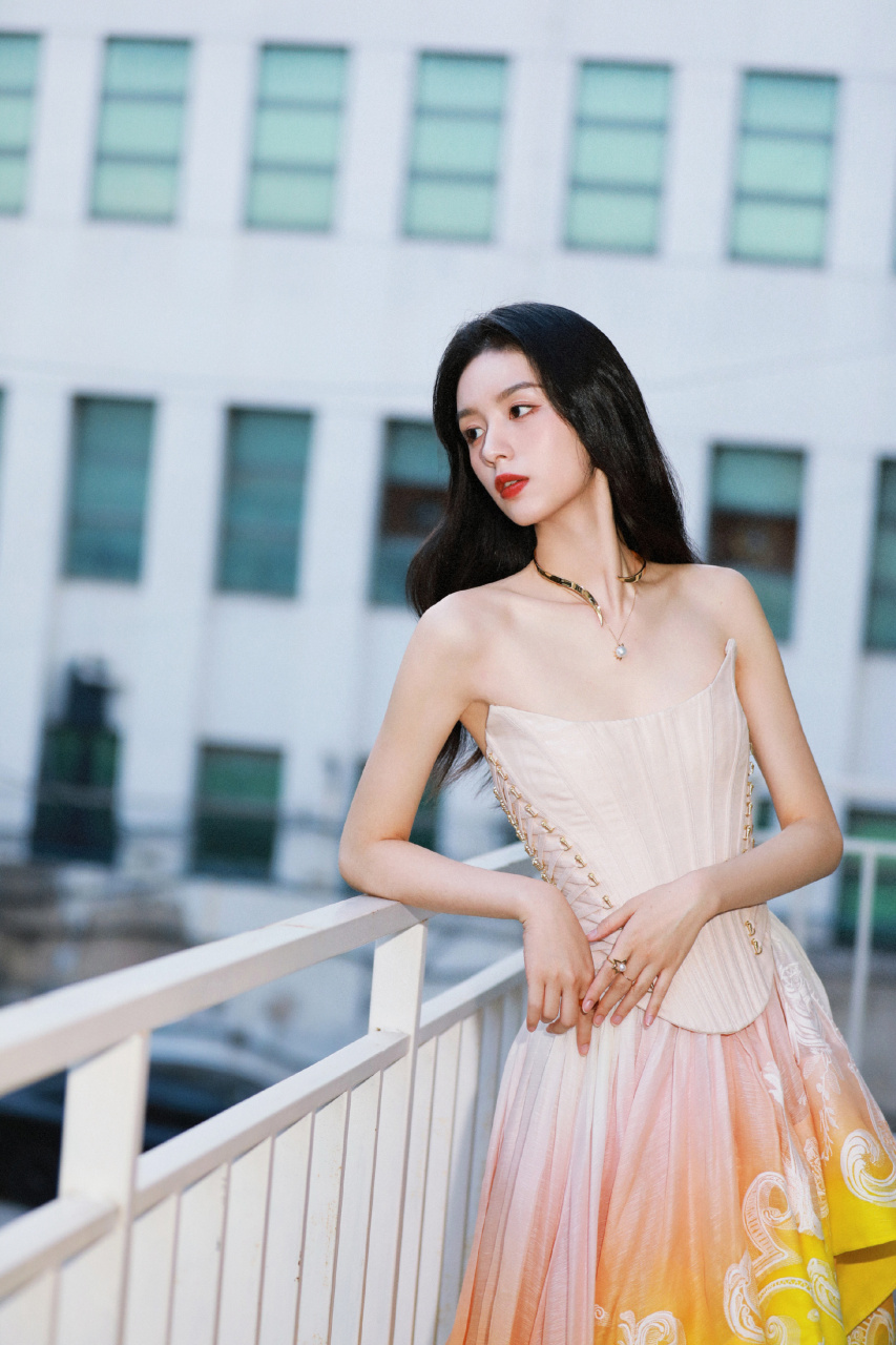 周也 #身材苗条