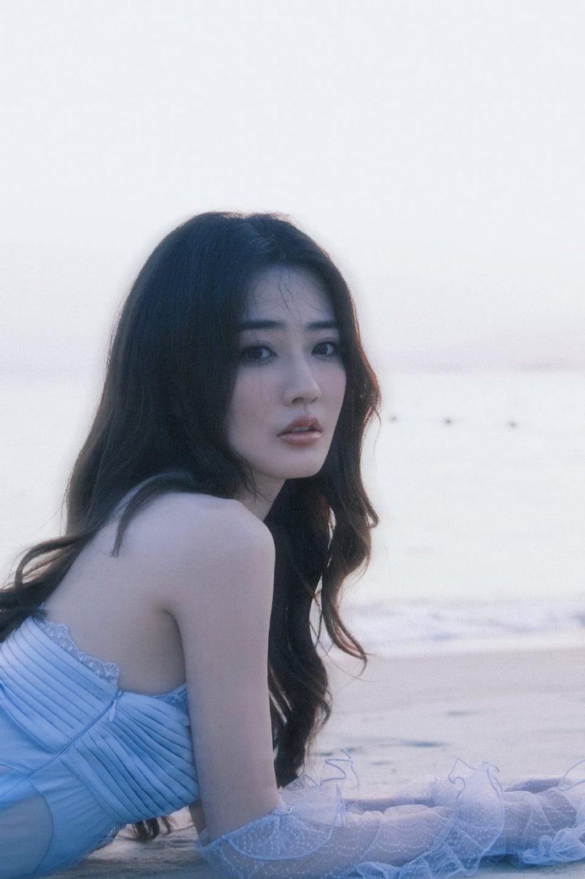 徐璐 海边 蓝色礼服