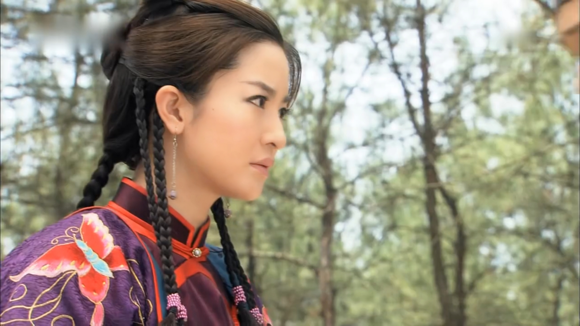 怪侠欧阳德·胡蝶·李晟  #美女##电视剧##武侠# 修图 黑衣侠女