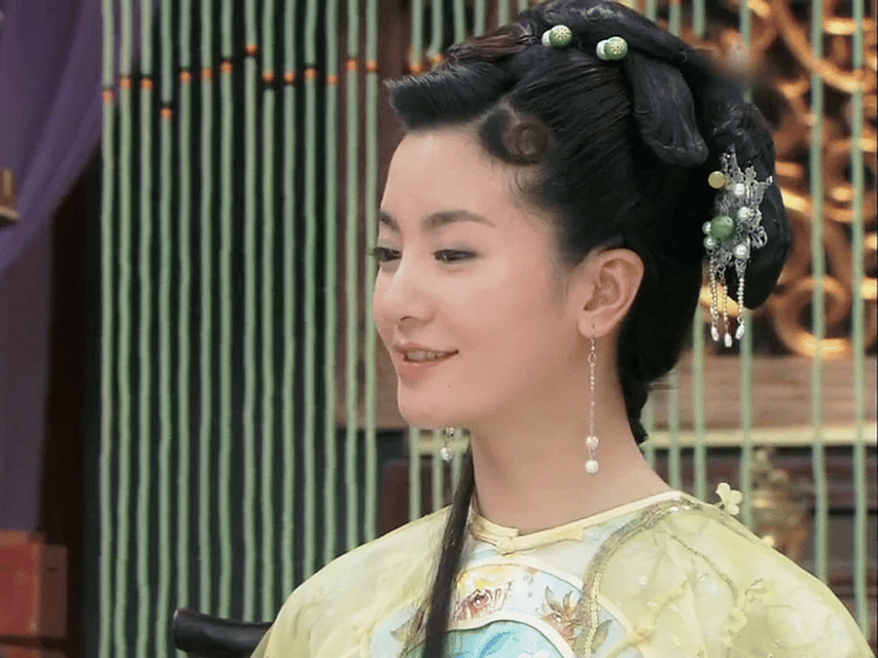 怪侠欧阳德·胡蝶  #美女##电视剧##武侠# 动图    绿 676767