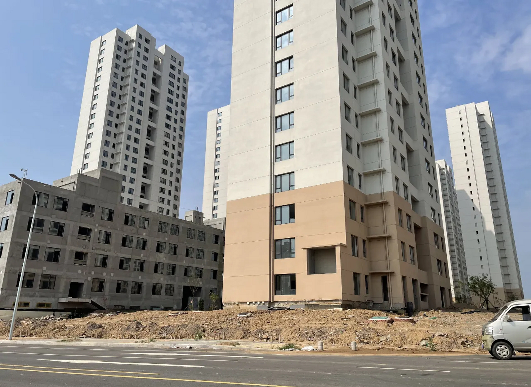 两次延期,交房仍遥遥无期,即墨区华航山海湖业主愁坏!