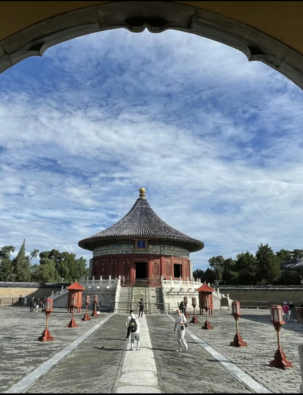 华北平原燕山脚下的一些建筑